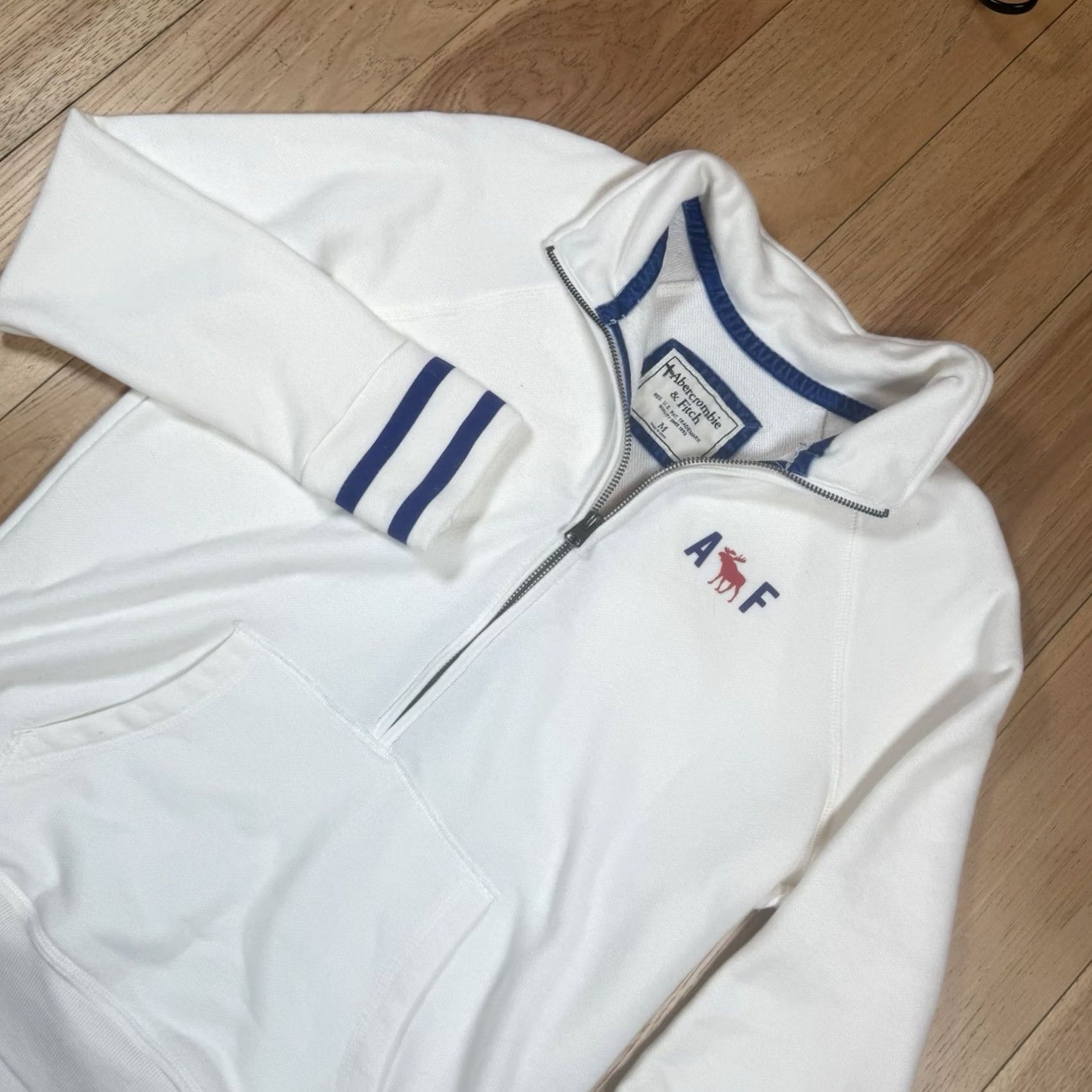 Abercrombie & Fitch VINTAGE Abercrombie & Fitch Sweater M White Moose Logo Y2K Mens Medium Pullover Knit Shirt Size US M / EU 48-50 / 2 - 3 Thumbnail