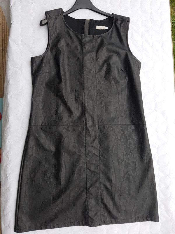 Free People Robe droite simili cuir (tissu huilé ) Size M / US 6-8 / IT 42-44 - 1 Thumbnail