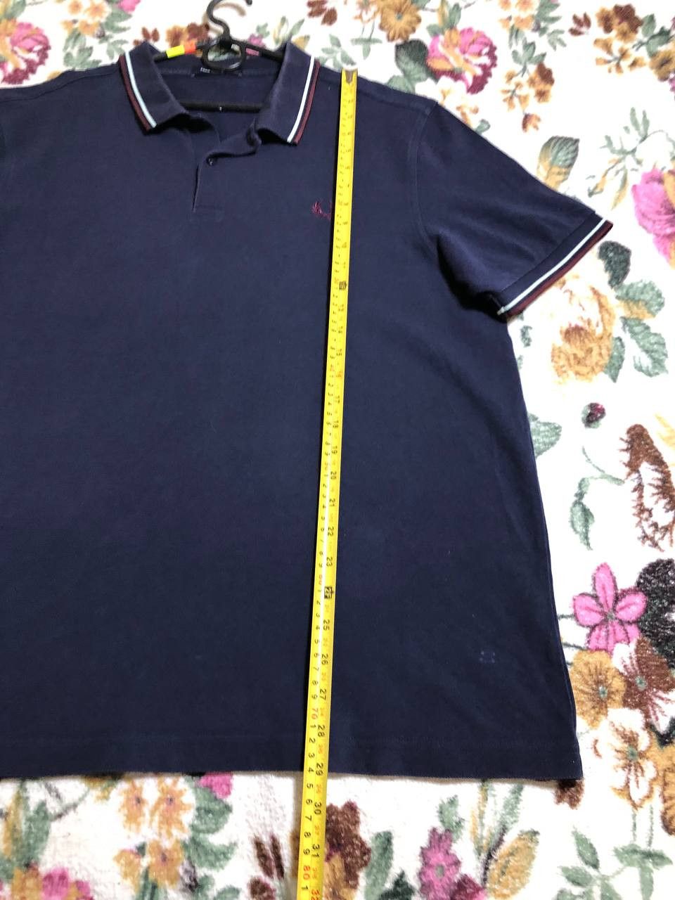 Fred Perry Fred Perry Men’s Polo Shirt Large L Embroidered Logo Navy Size US XXL / EU 58 / 5 - 2 Thumbnail
