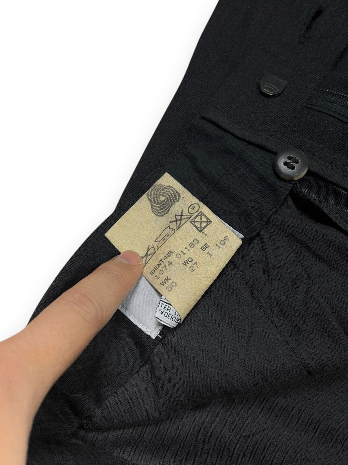 Hugo Boss 90s Hugo Boss Vintage Double Pleated Wool Trousers | Grailed