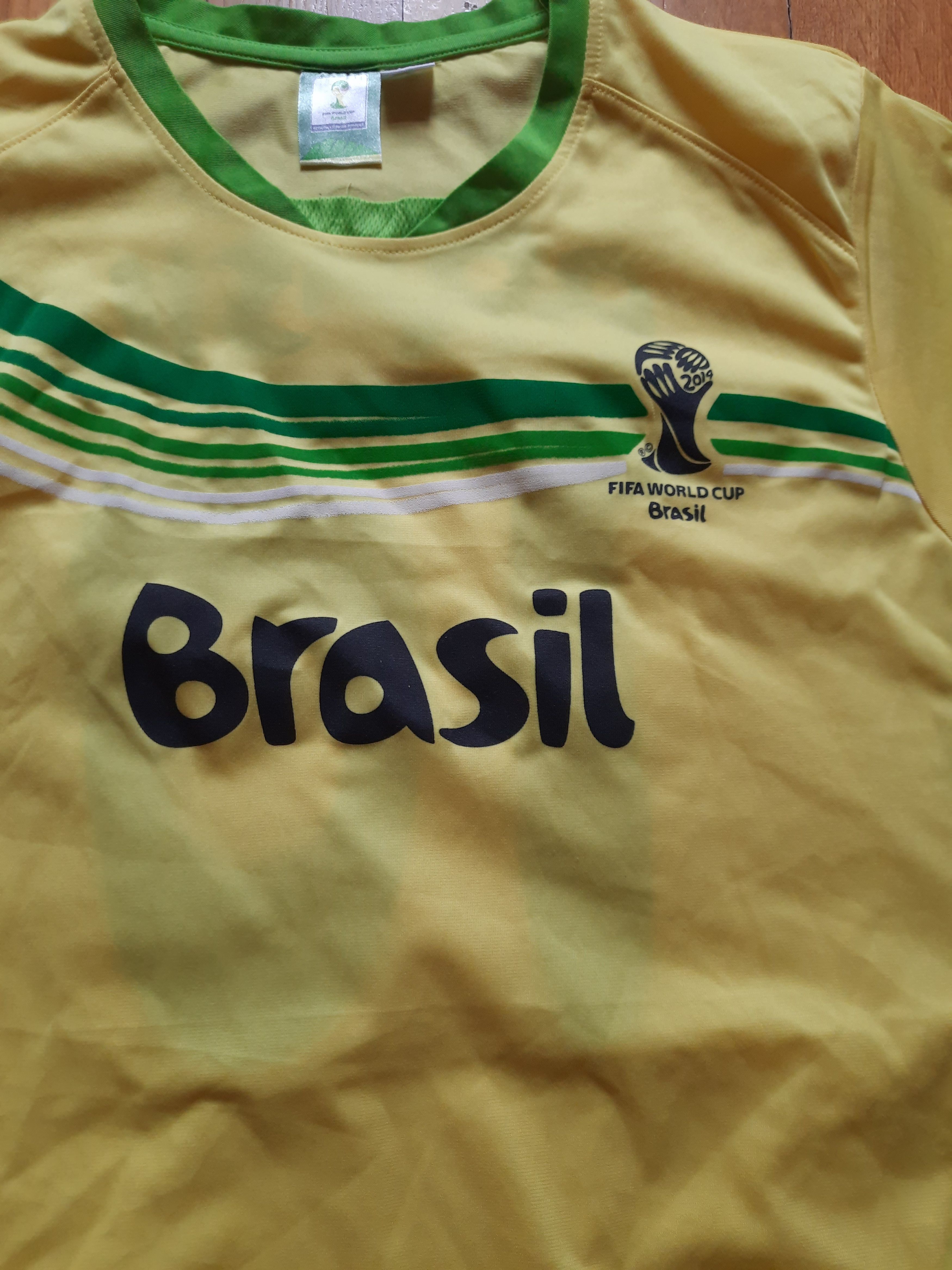 Sports Specialties Brazil Soccer Jersey World Cup 2014 Football Y2k Size US L / EU 52-54 / 3 - 5 Thumbnail