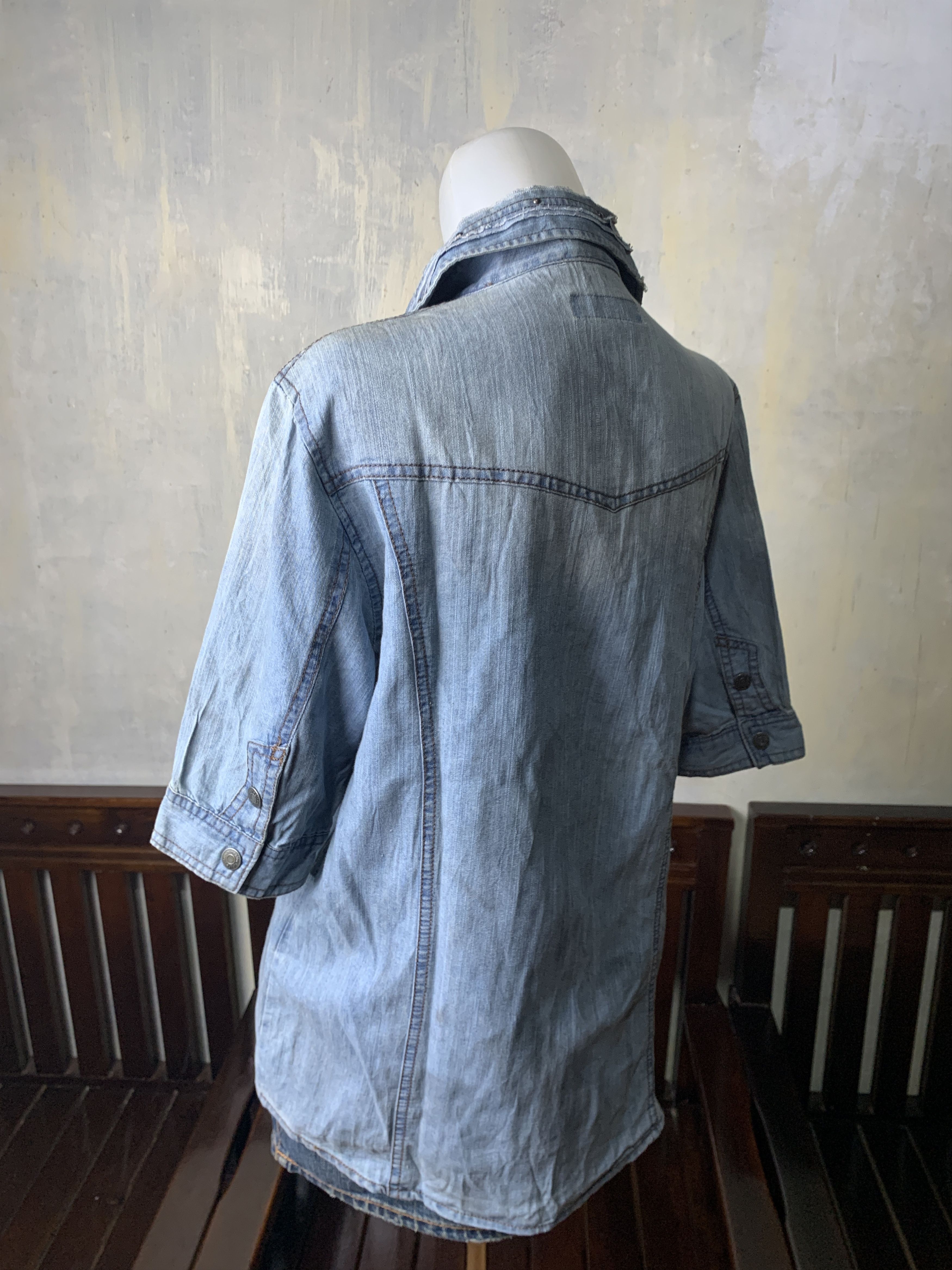 In The Attic In The Attic Blue Jeans Type Shirt (L) Size US M / EU 48-50 / 2 - 11 Thumbnail