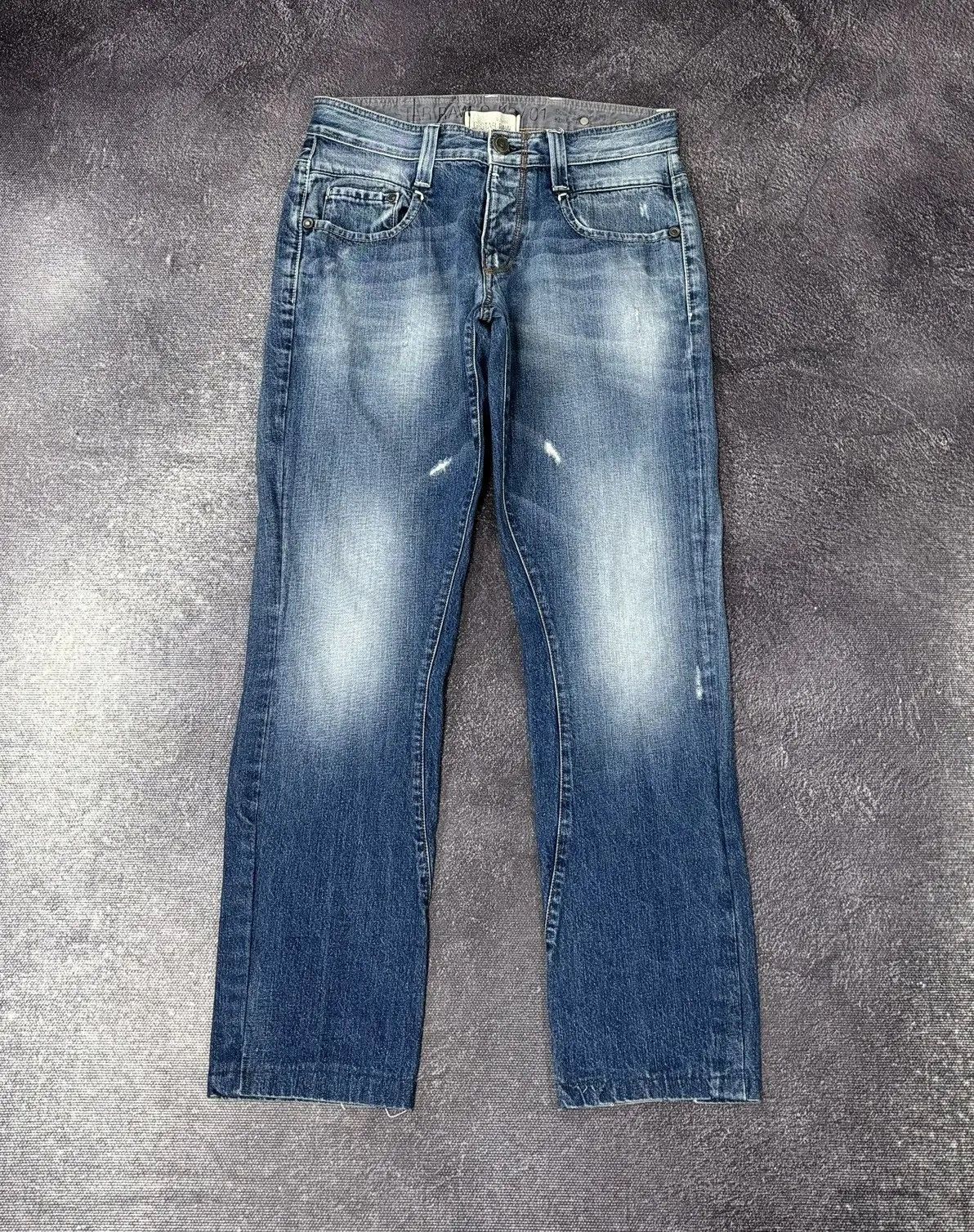 G-Star × Vintage Vintage G-Star Raw Y2K Faded Blue Avant Garde Denim Jeans Size US 32 / EU 48 - 2 Thumbnail