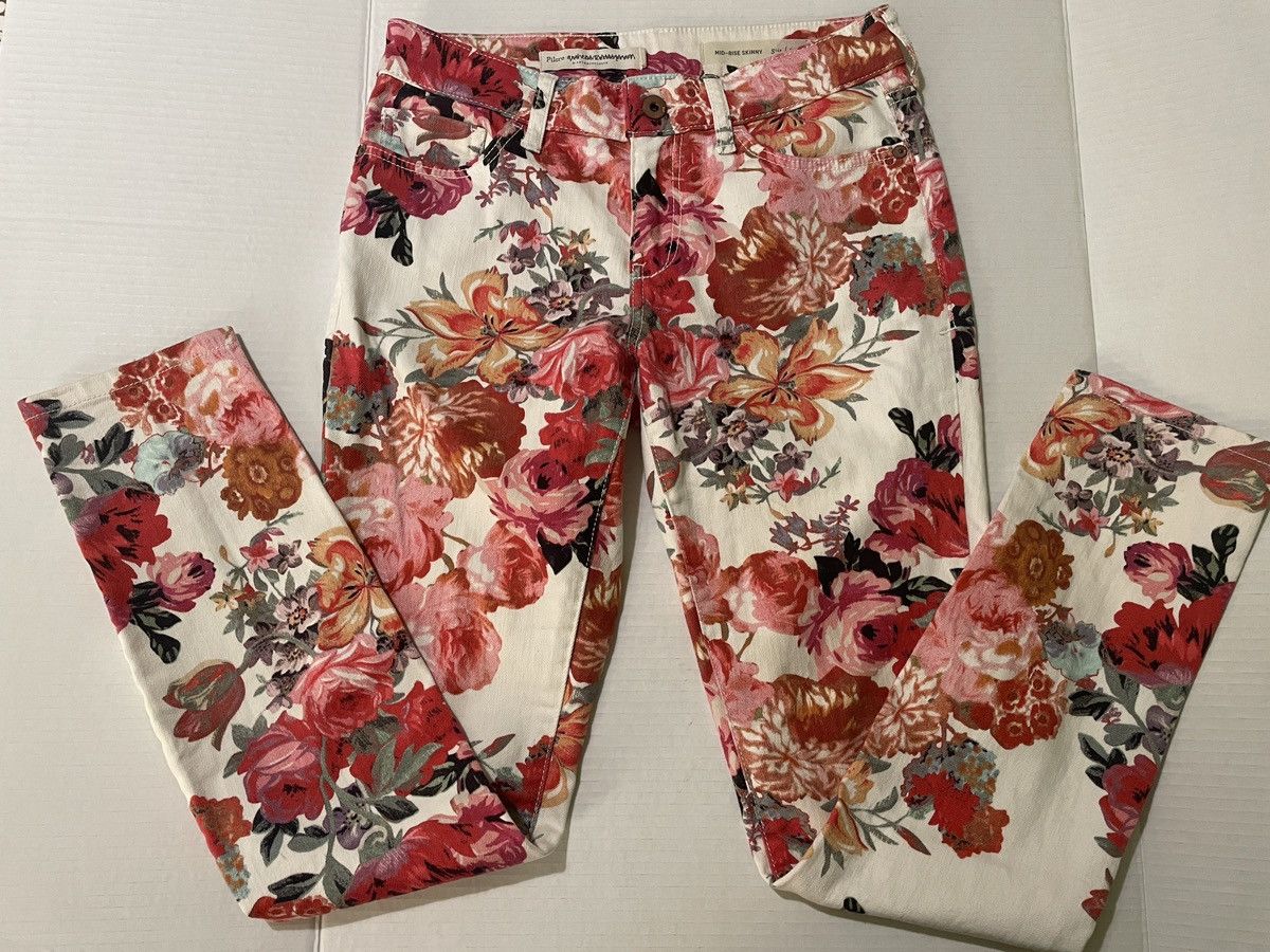 Anthropologie Anthropologie Pilcro Skinny Floral Rose White Jeans Size 25 Size 25" / US 0 / IT 36 - 7 Thumbnail