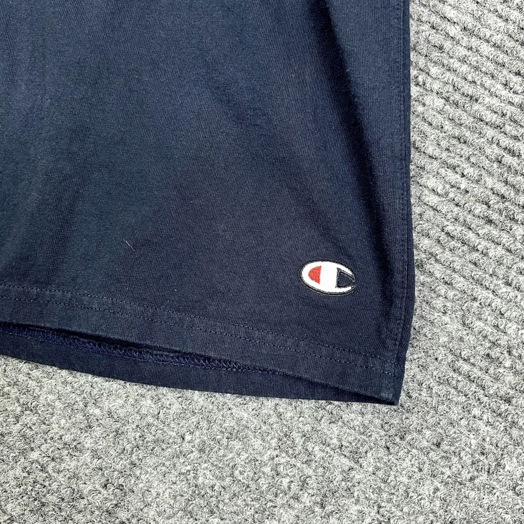 Champion VINTAGE? No. Size US 33 - 6 Thumbnail