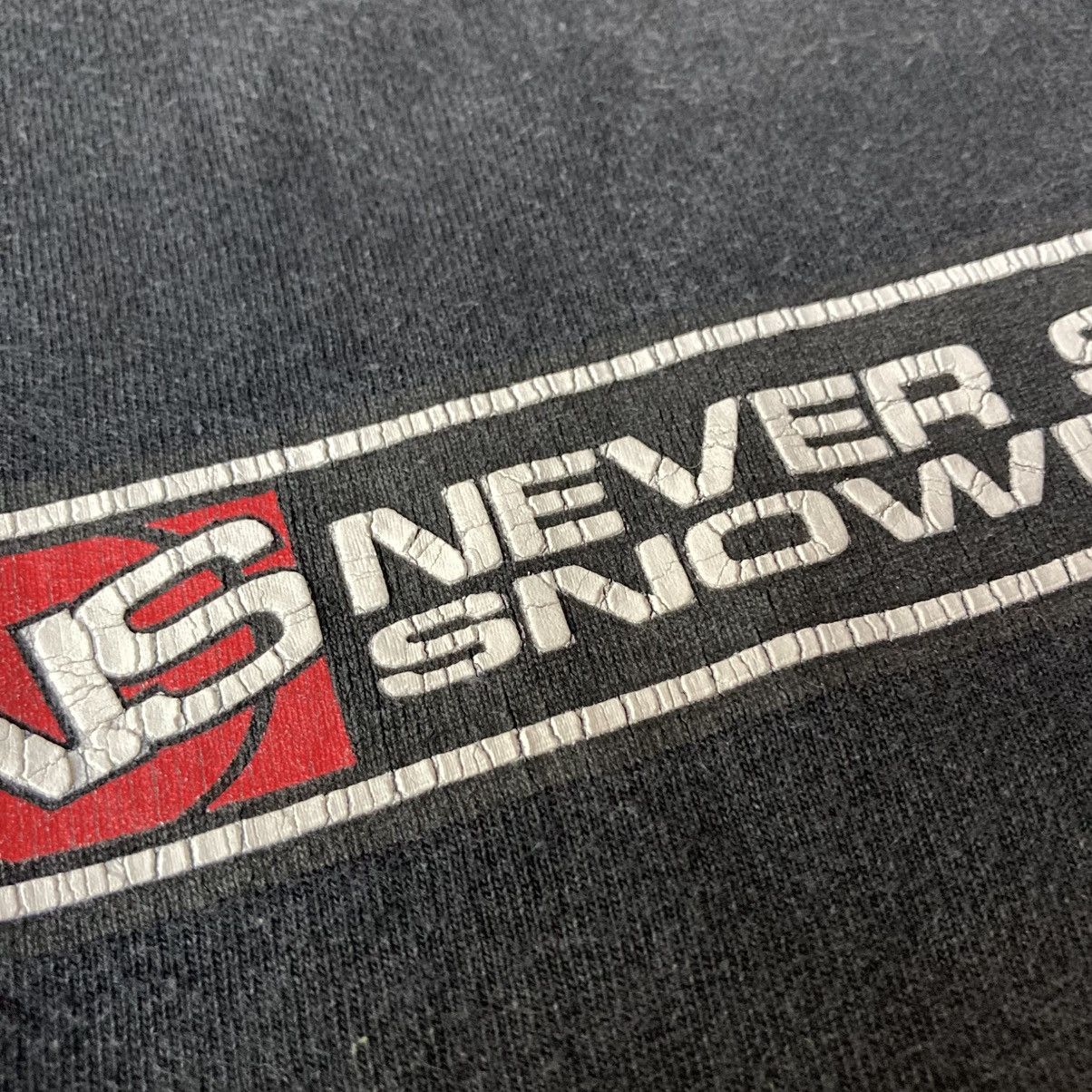 Vintage vintage never summer snowboards tee Size US L / EU 52-54 / 3 - 3 Thumbnail