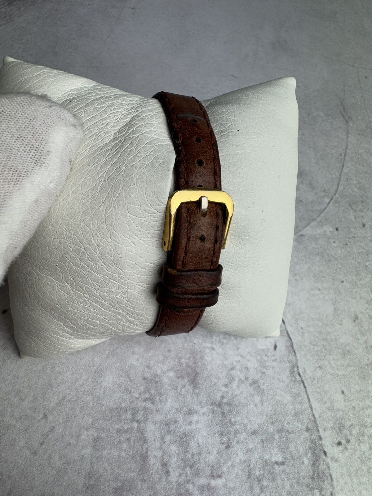 Caravelle by Bulova × Vintage Vintage 90s Caravelle by Bulova Watch Size ONE SIZE - 4 Thumbnail