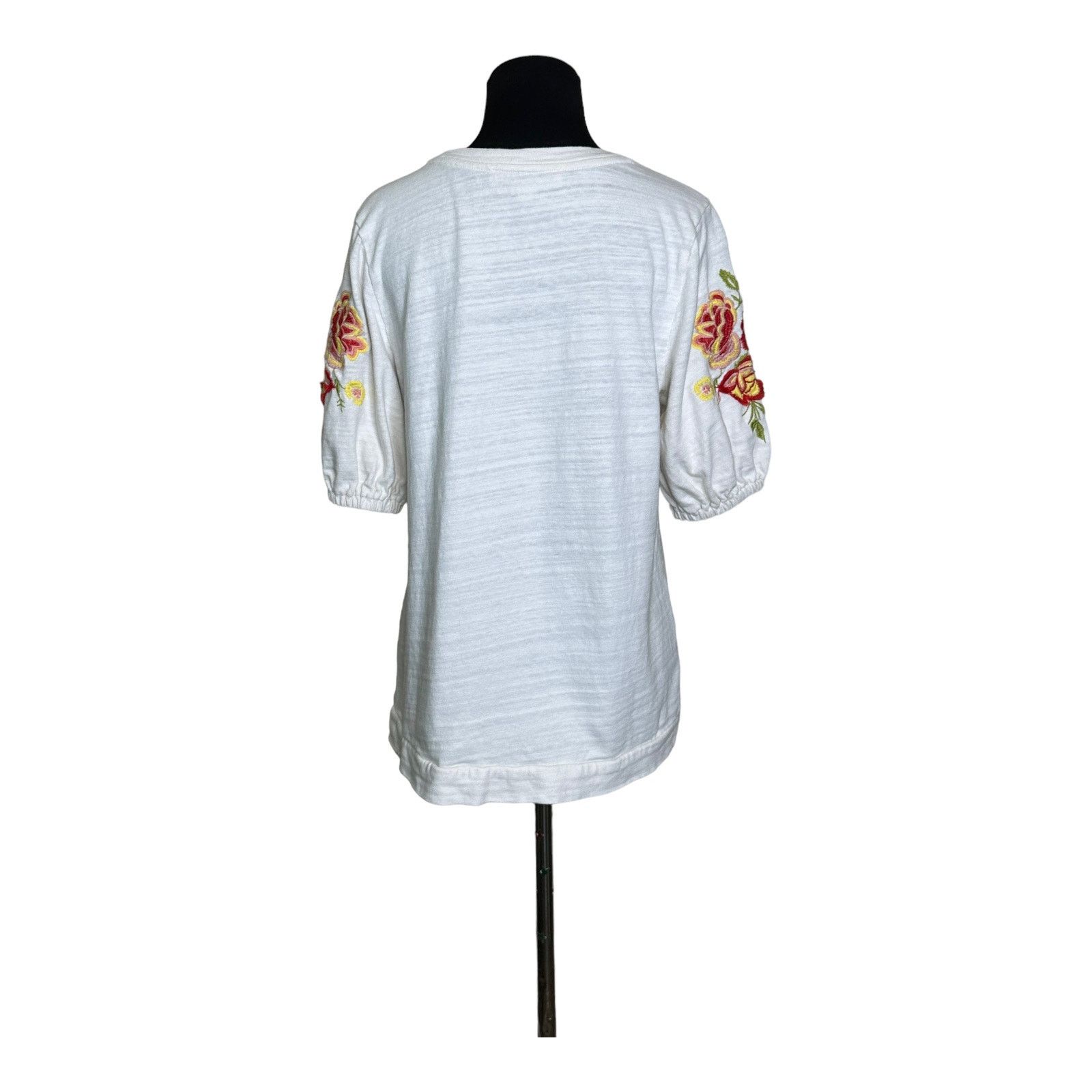 Loft Loft off white floral embroidered knit top size small Size S / US 4 / IT 40 - 9 Thumbnail
