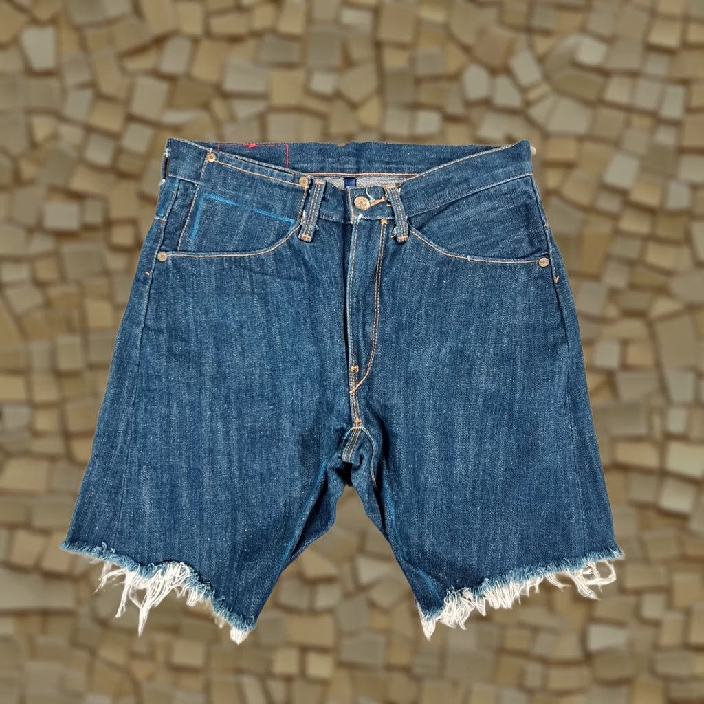 Levi's VINTAGE Levi's Engineered Shorts Denim Blue Bermuda 5-Pocket W30 Mens Distressed Leather? (adjust for accuracy) Size US 30 / EU 46 - 1 Thumbnail