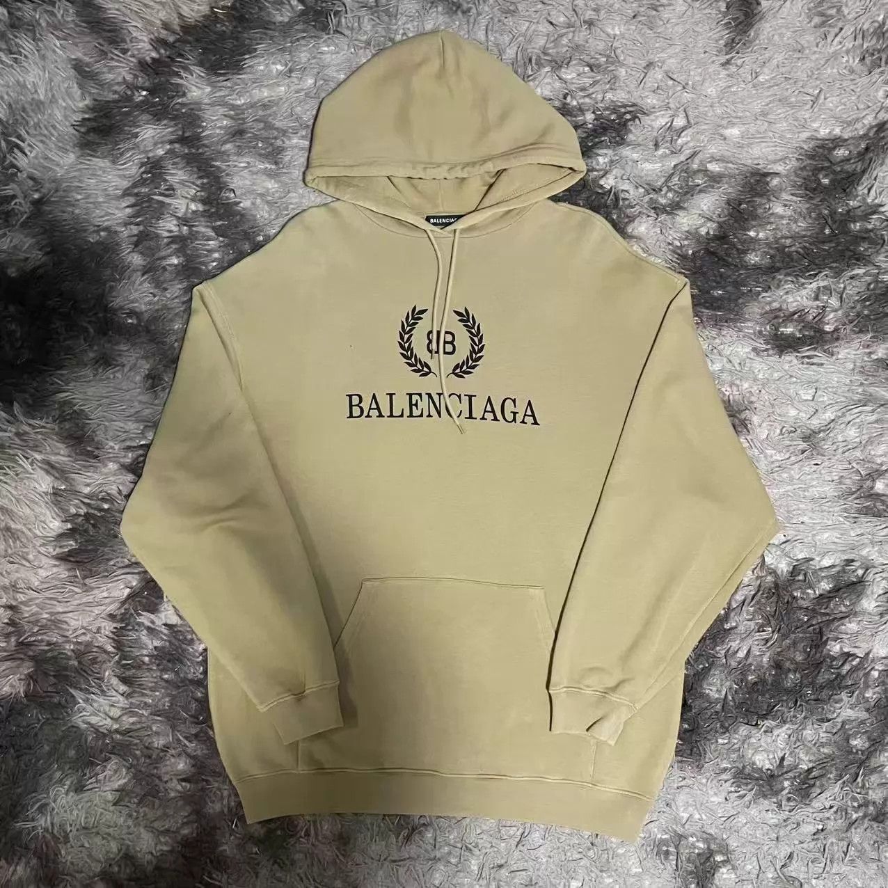 Balenciaga Balenciaga Wheat Ear Logo Khaki Hoodie XS Size US XS / EU 42 / 0 - 1 Thumbnail
