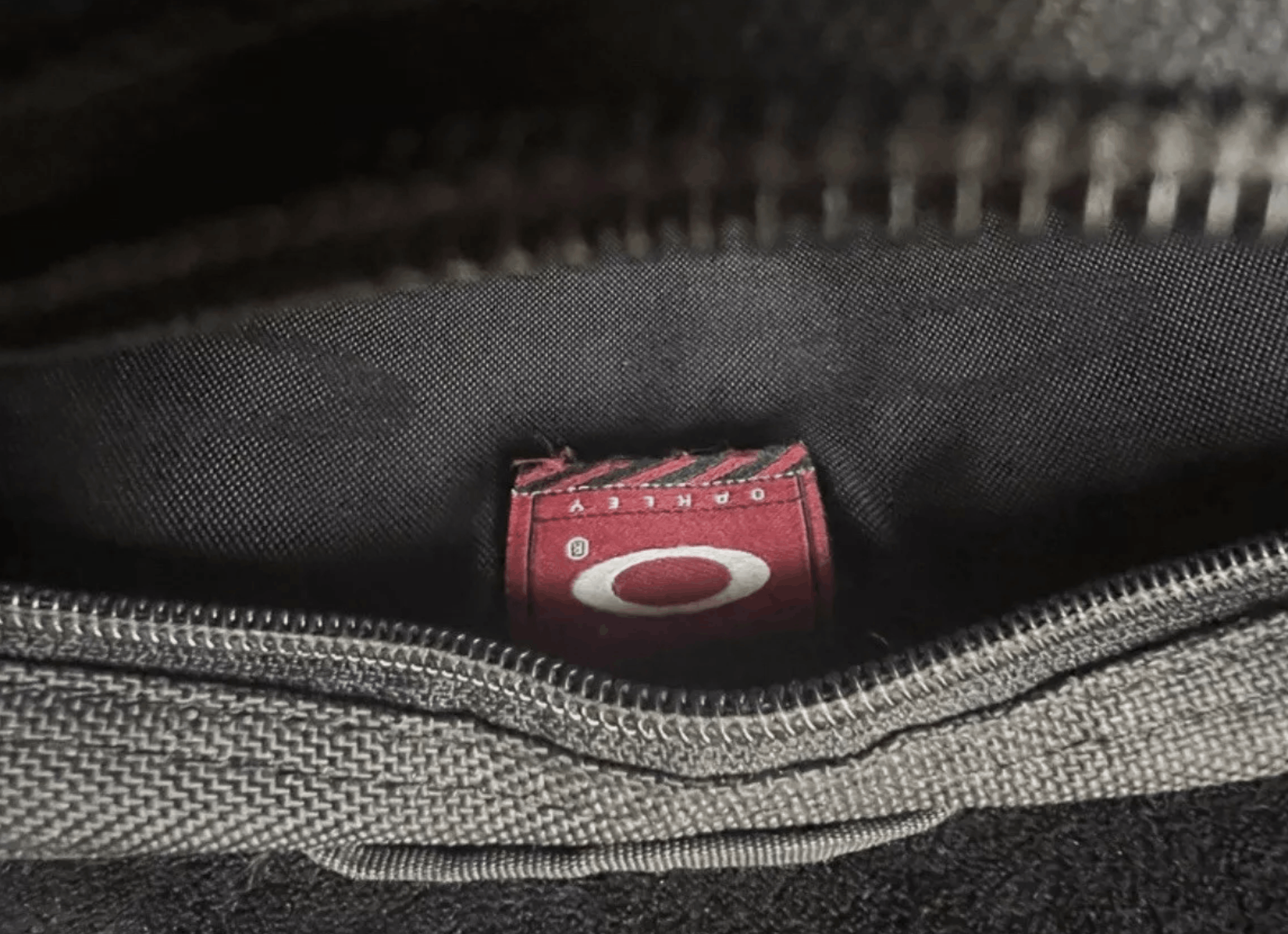 Oakley Oakley Vertical Computer Laptop Bag Vintage Size ONE SIZE - 7 Thumbnail
