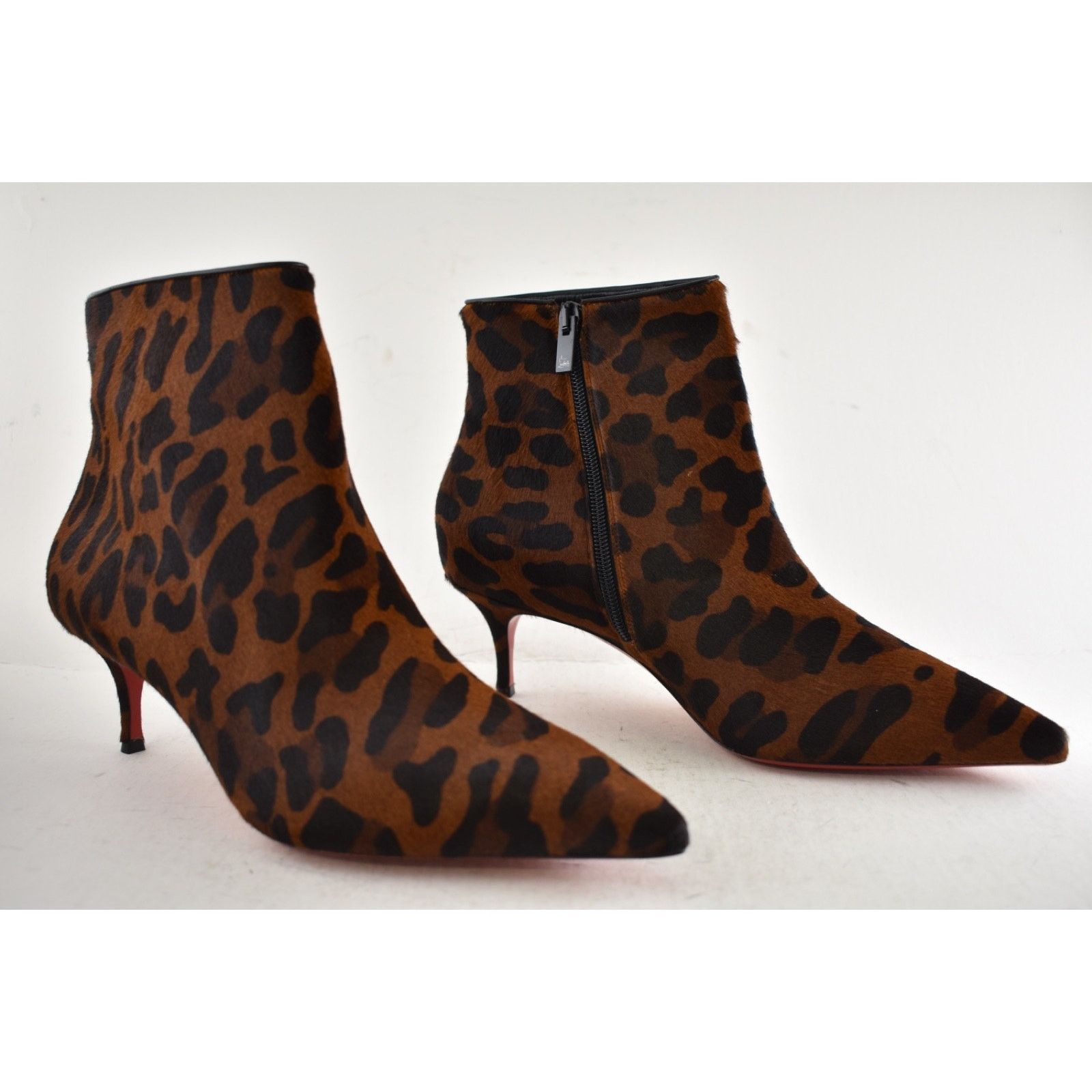 Christian Louboutin Christian Louboutin So Kate Booty Black Leopard Pony 36.5 Size US 6.5 / IT 36.5 - 3 Thumbnail