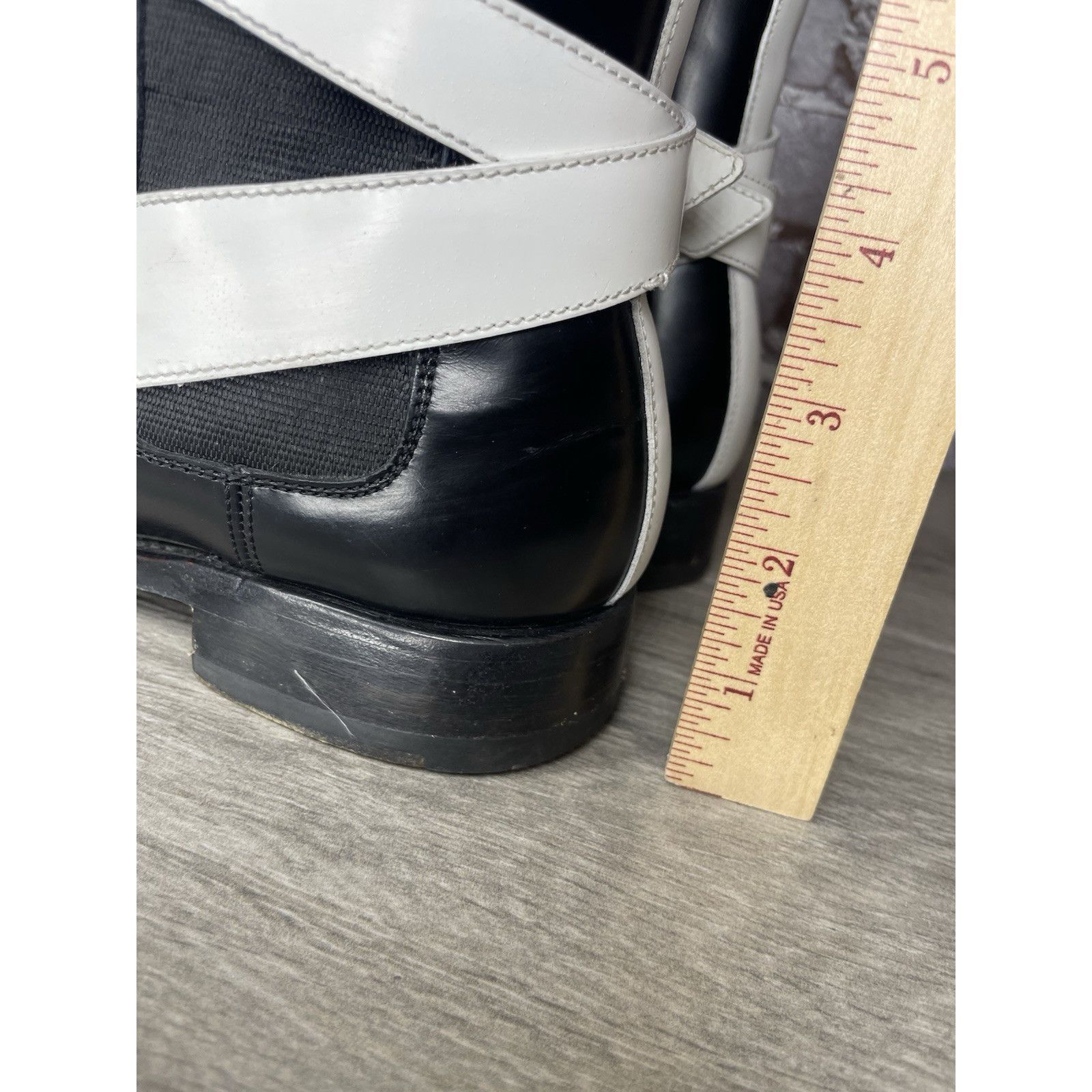 Balenciaga BALENCIAGA BLACK WHITE POLISH CALFSKIN CHELSEA BUCKLE ANKLE Size US 6.5 / IT 36.5 - 11 Thumbnail