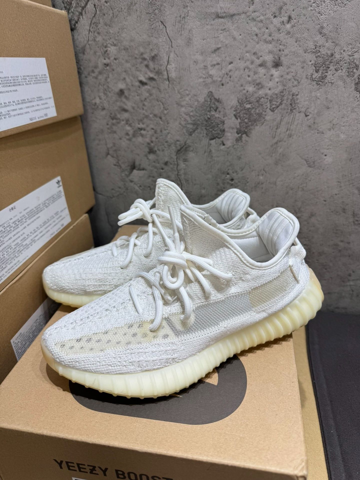 Adidas Adidas YEEZY350 White Lowtop Sneakers 35 Men Size US 5 / EU 37 - 1 Thumbnail