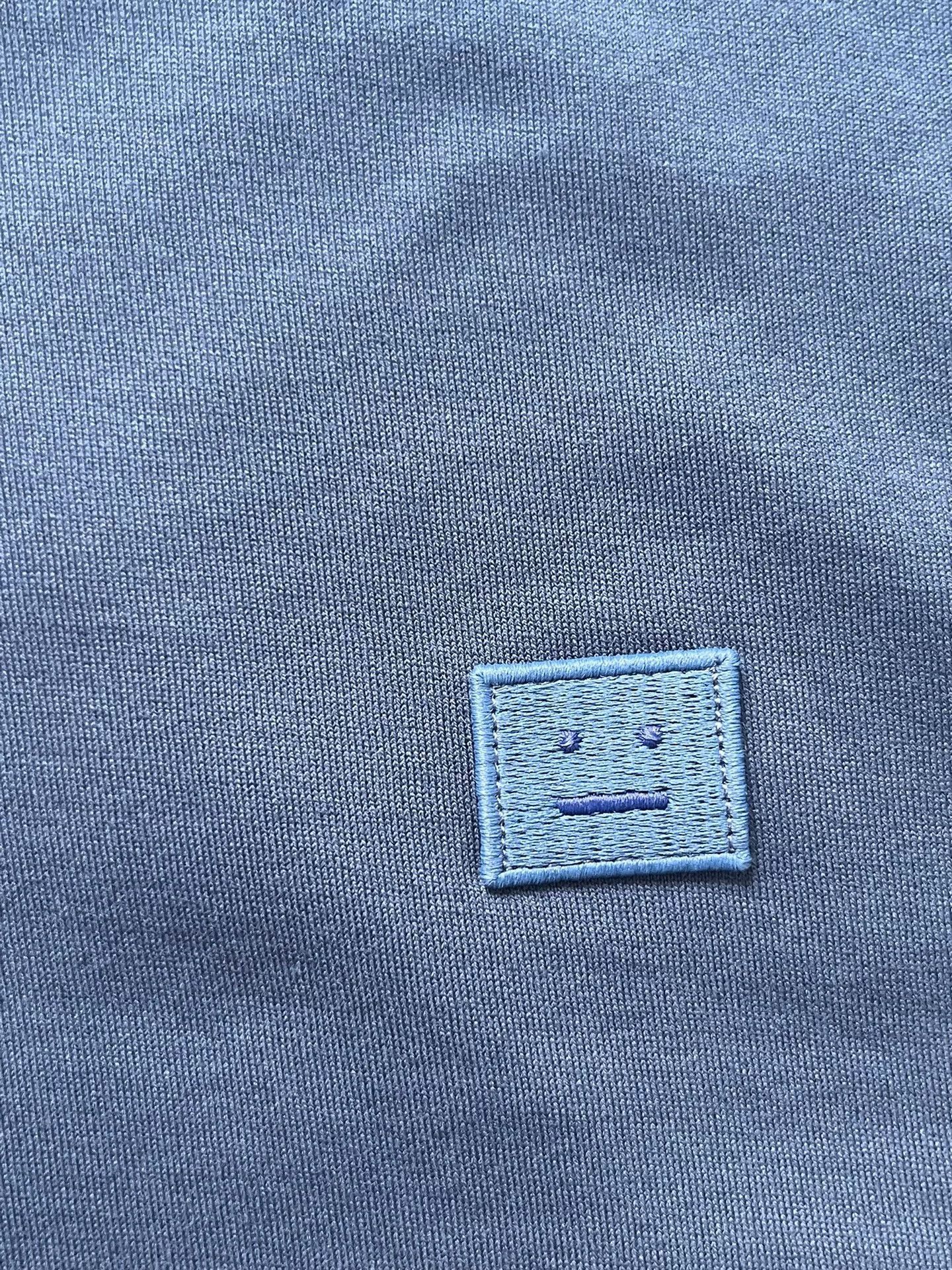 Acne Studios Acne Studios Emoji Patch Short Sleeve T-Shirt Xs. Size XS / US 0-2 / IT 36-38 - 3 Thumbnail