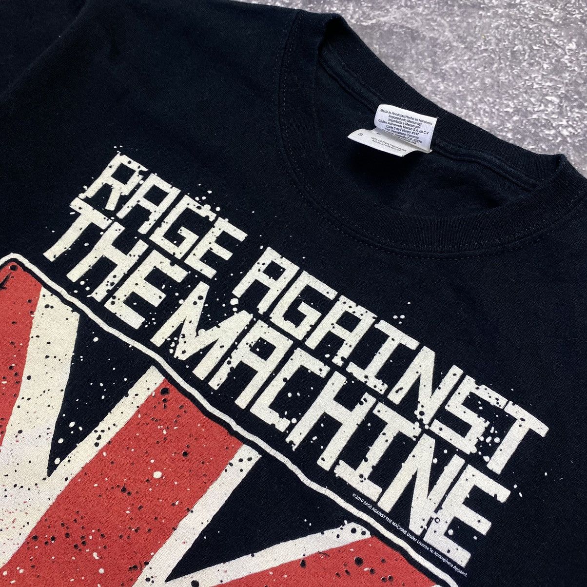 Band Tees Vintage Rage Against The Machine 2010 Big logo band tee Size US S / EU 44-46 / 1 - 3 Thumbnail