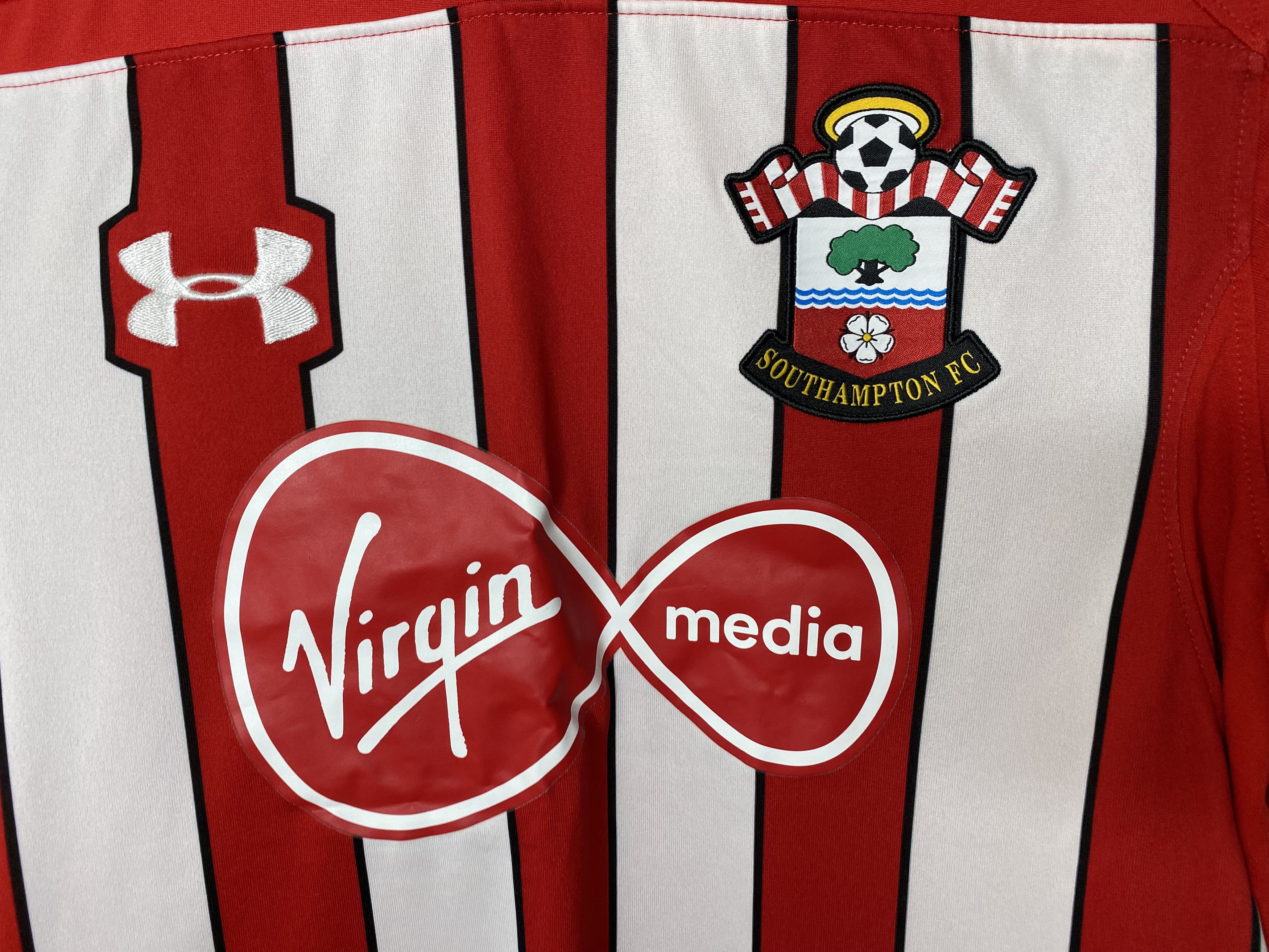 Under Armour SOUTHAMPTON 2018 2019 HOME FOOTBALL SHIRT SOCCER JERSEY Size US M / EU 48-50 / 2 - 3 Thumbnail