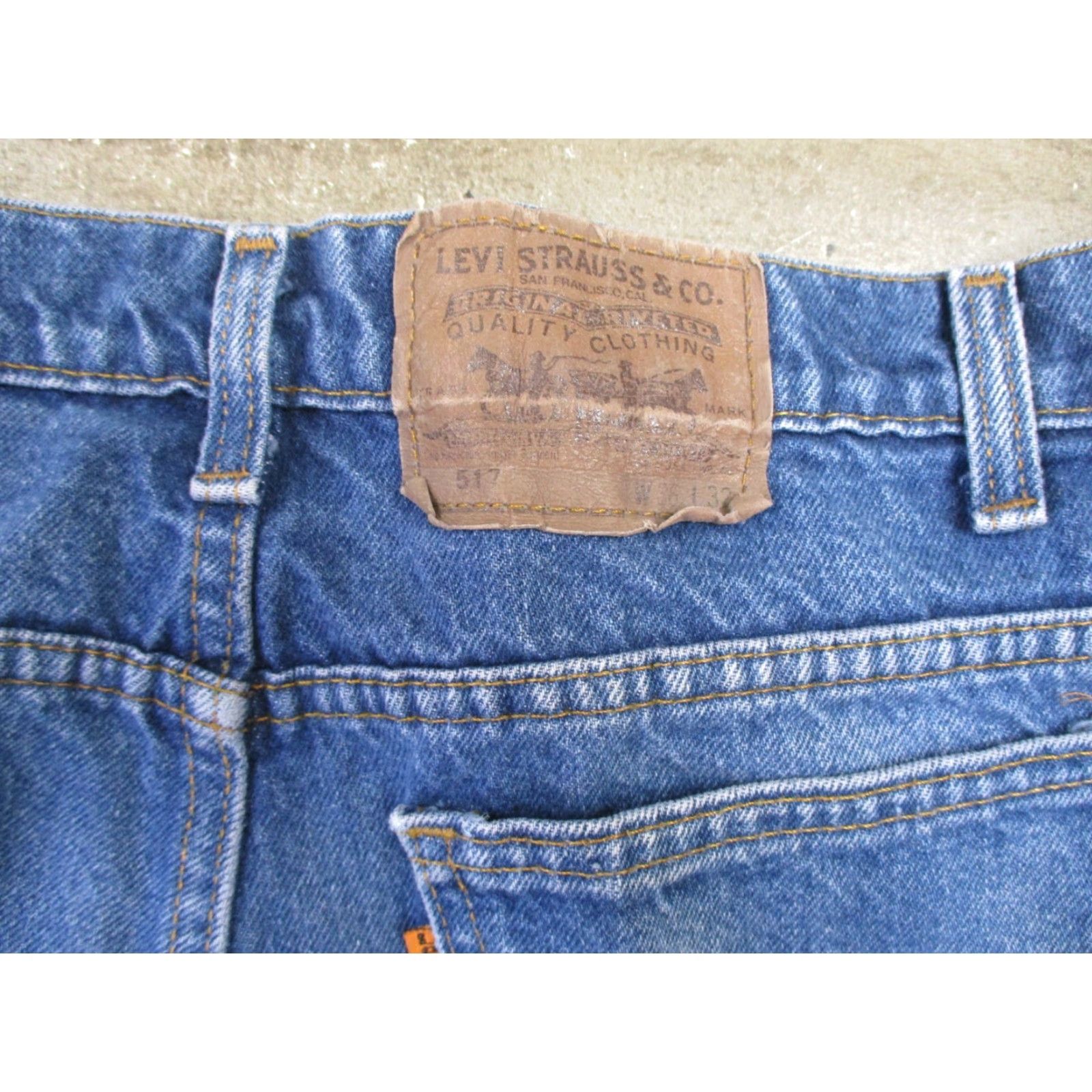 VINTAGE Levi's 517 Boot Cut Jeans Mens 32 Inseam 29 Orange Tab USA 90s Rockabilly Western Cowboy Denim Blue Cotton 5-Pocket Mens Jeans
