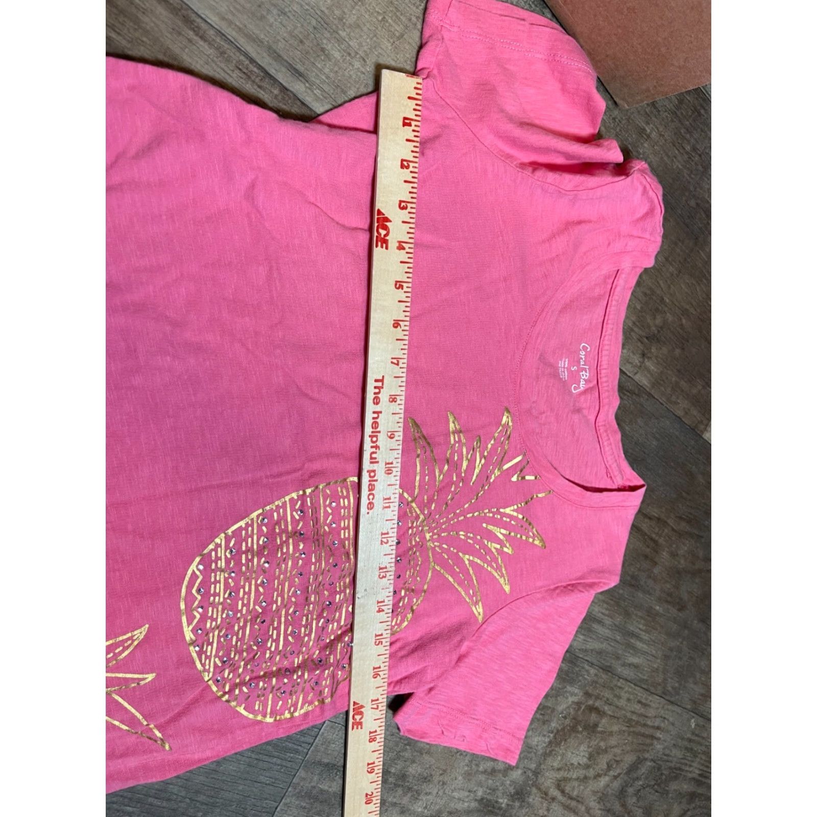 Vintage CORAL BAY Shirt Womens S Short Sleeve Tee Pink Pineapple Graphic Top Shirt Size S / US 4 / IT 40 - 3 Thumbnail