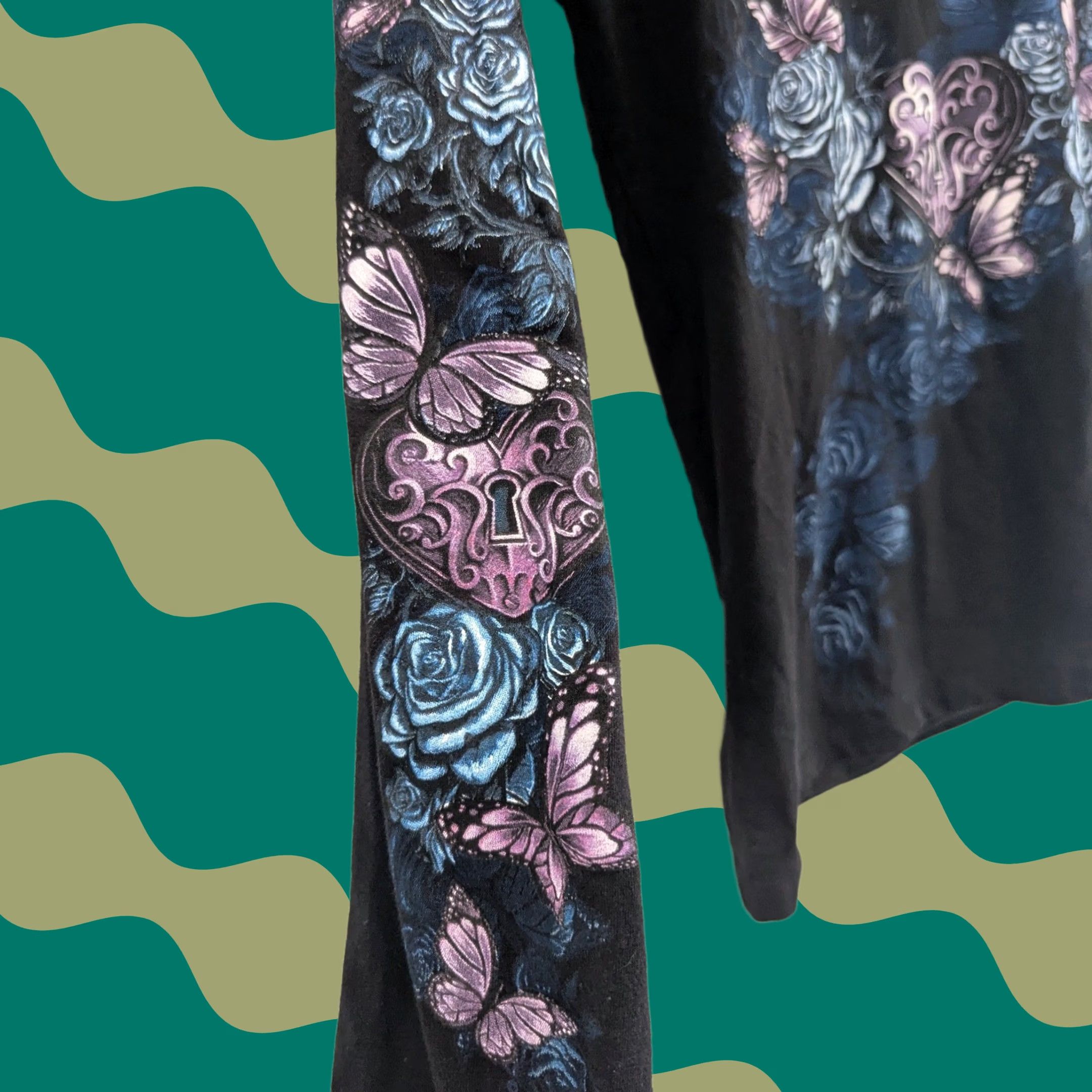 Vintage Black Long Sleeve Shirt Roses Butterflies Heart Lock Graphic Biker Women's XL Size XL / US 12-14 / IT 48-50 - 1 Thumbnail