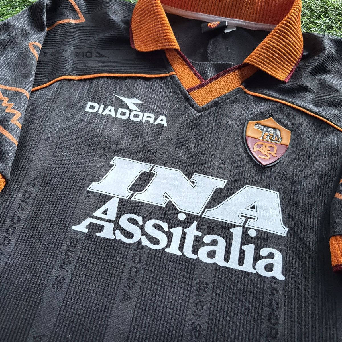 Diadora As Roma 3rd 1999-00 Totti #10 Soccer Jersey Size US L / EU 52-54 / 3 - 4 Thumbnail