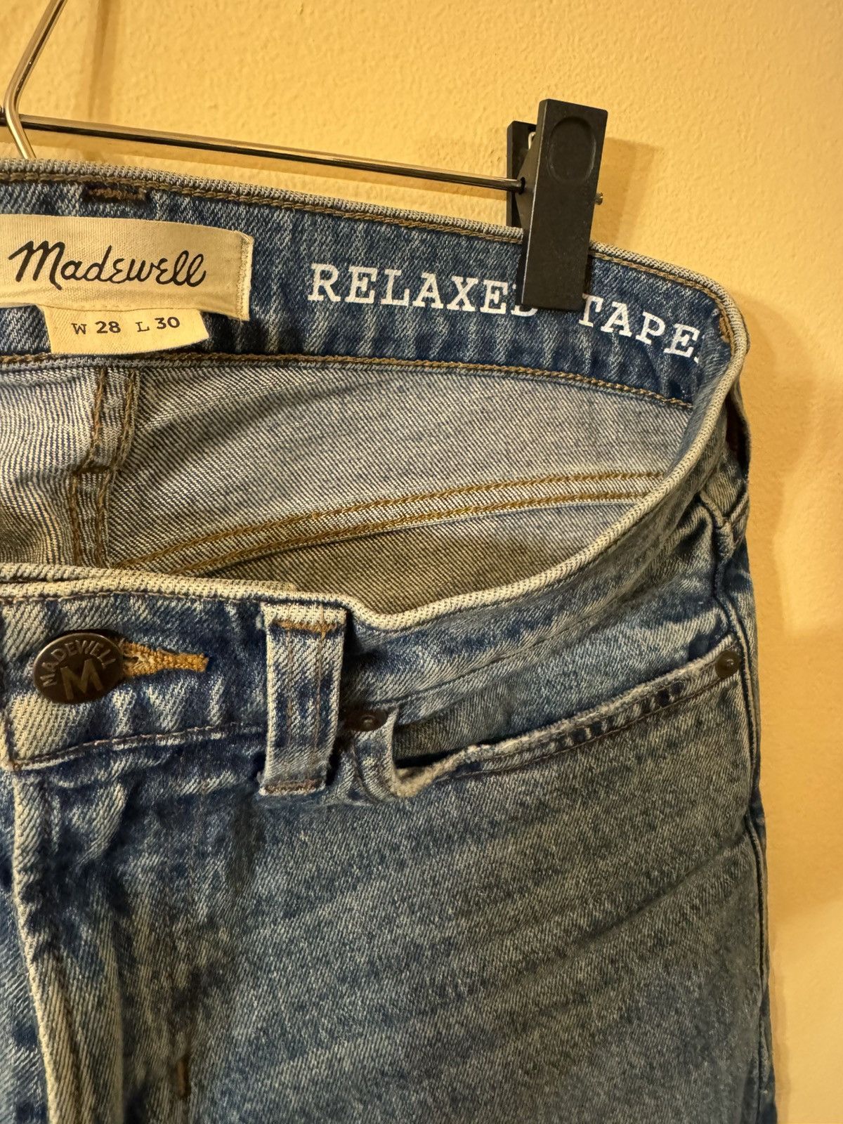 Madewell Madewell Men’s Relaxed Taper Jeans, 28x30 Size US 28 / EU 44 - 3 Thumbnail