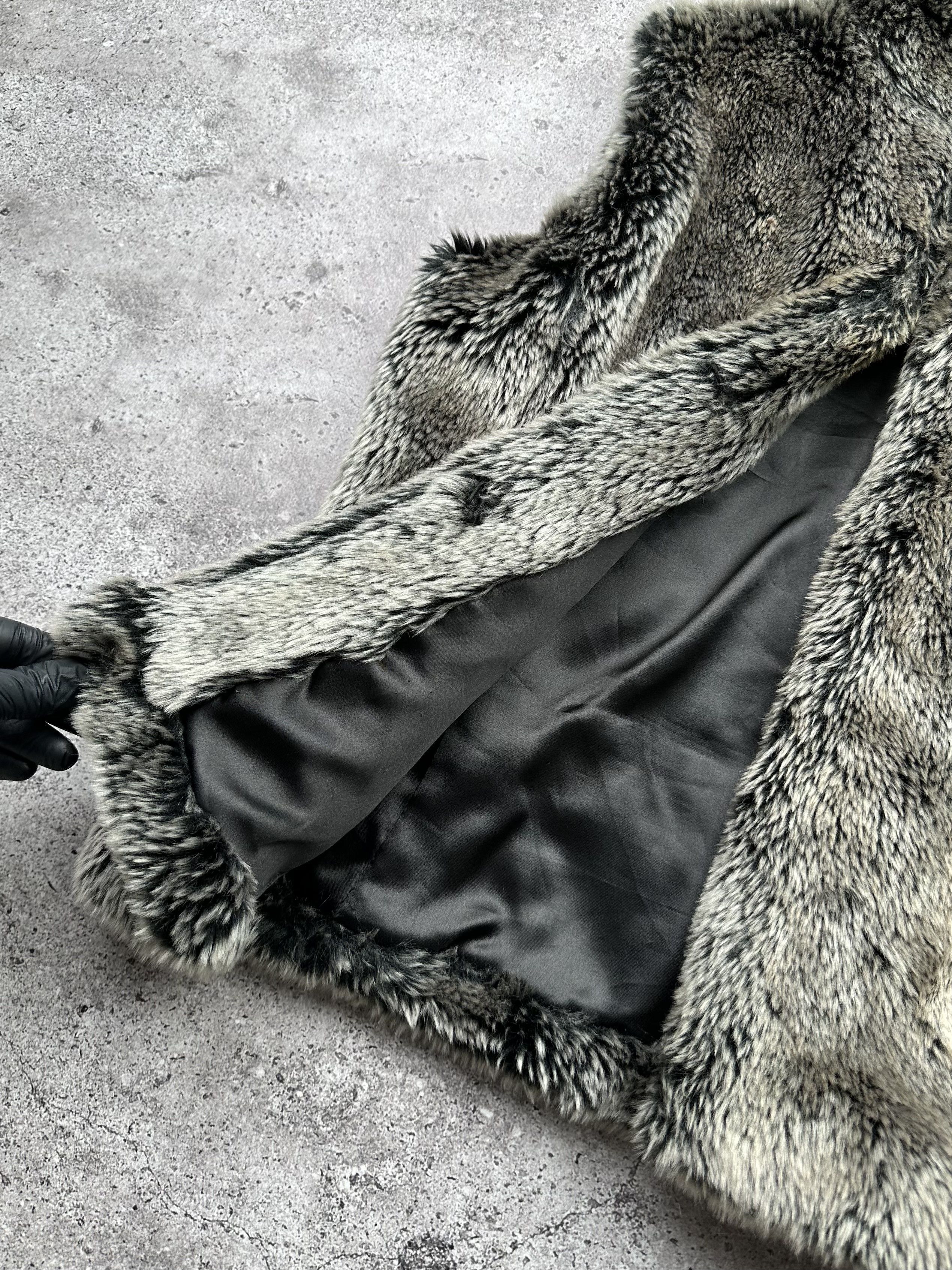 Japanese Brand Vintage Faux Fur Vest C17(V67) Size M / US 6-8 / IT 42-44 - 3 Thumbnail