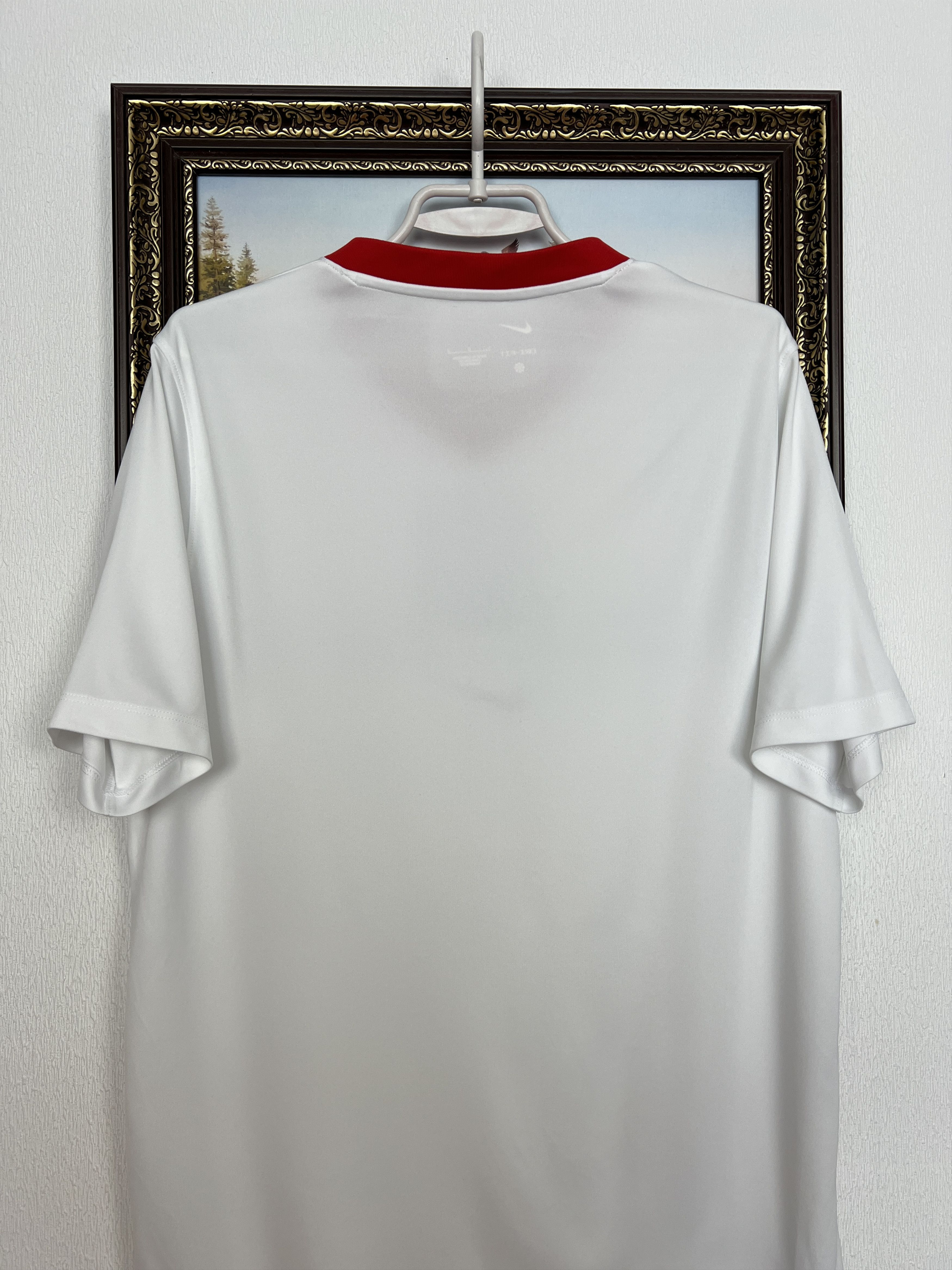 Nike Poland Home football shirt 2024 Soccer Nike Jersey Trikot Size US L / EU 52-54 / 3 - 7 Thumbnail