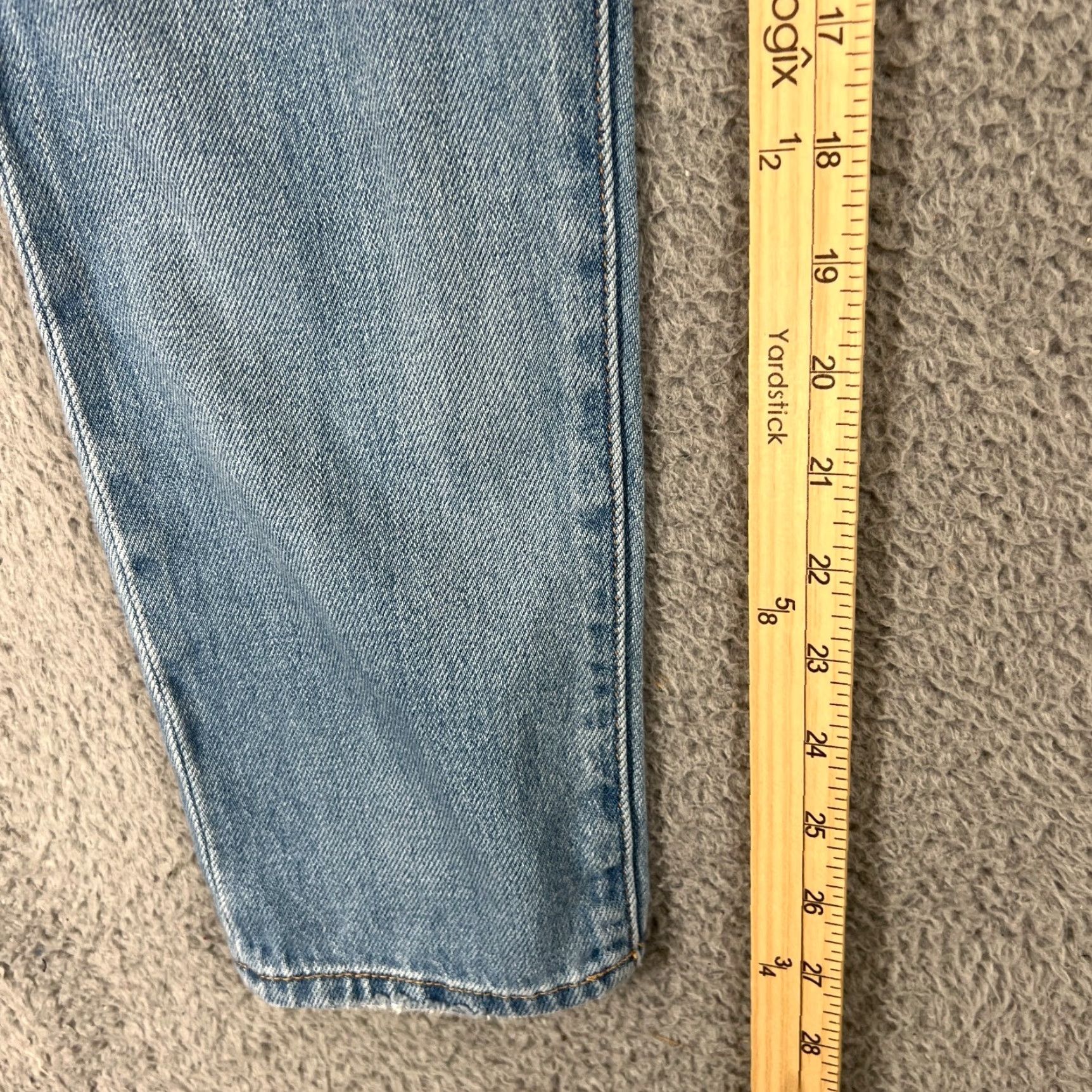 American Eagle Outfitters AMERICAN EAGLE OUTFITTERS Light Wash Hi Rise Girlfriend Jeans Womens 4 Blue Cotton Size 27" / US 4 / IT 40 - 7 Thumbnail