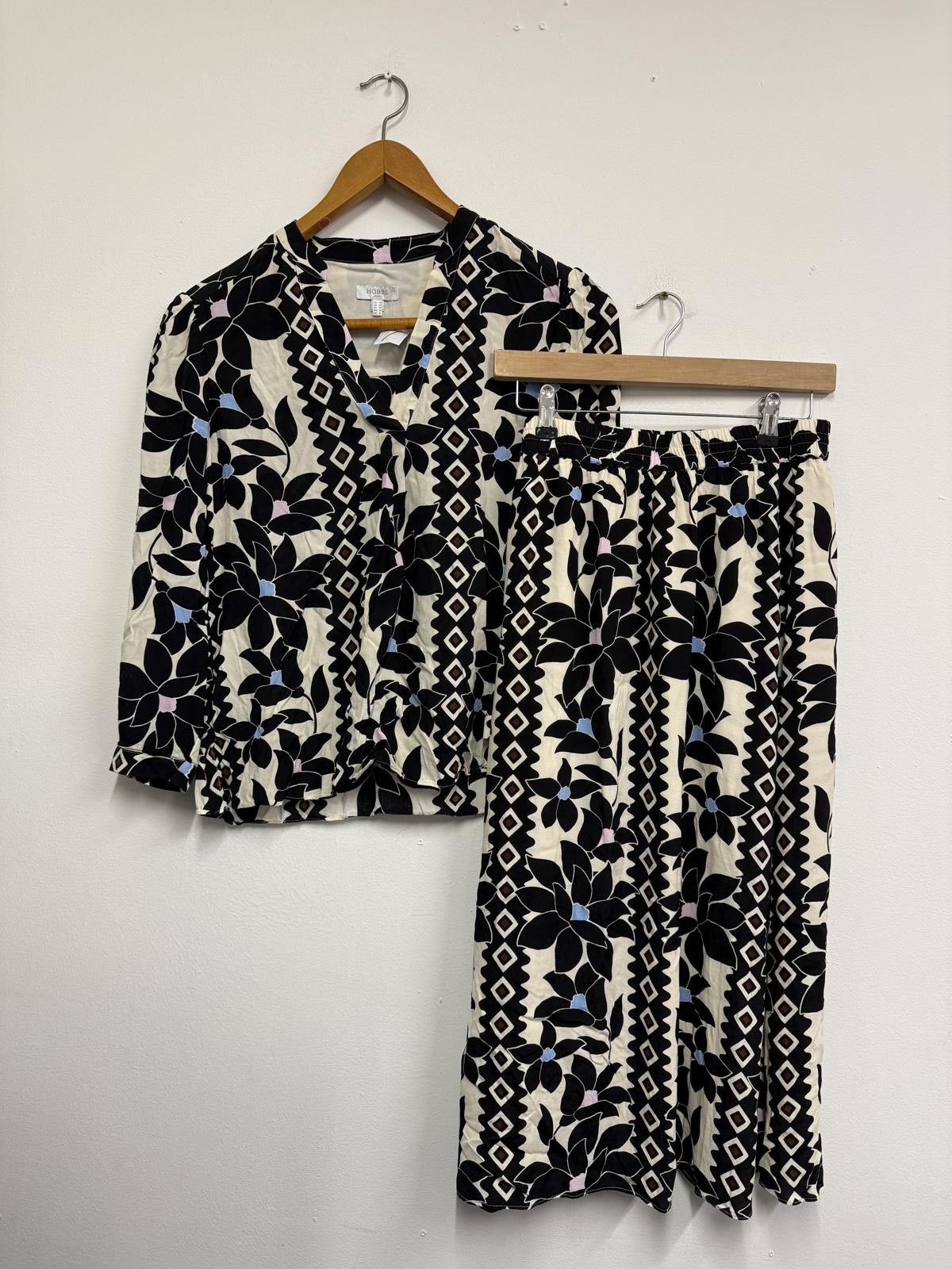 Other Hobbs London Floral Patterned V-Neck Blouse UK 12 Size M / US 6-8 / IT 42-44 - 9 Thumbnail