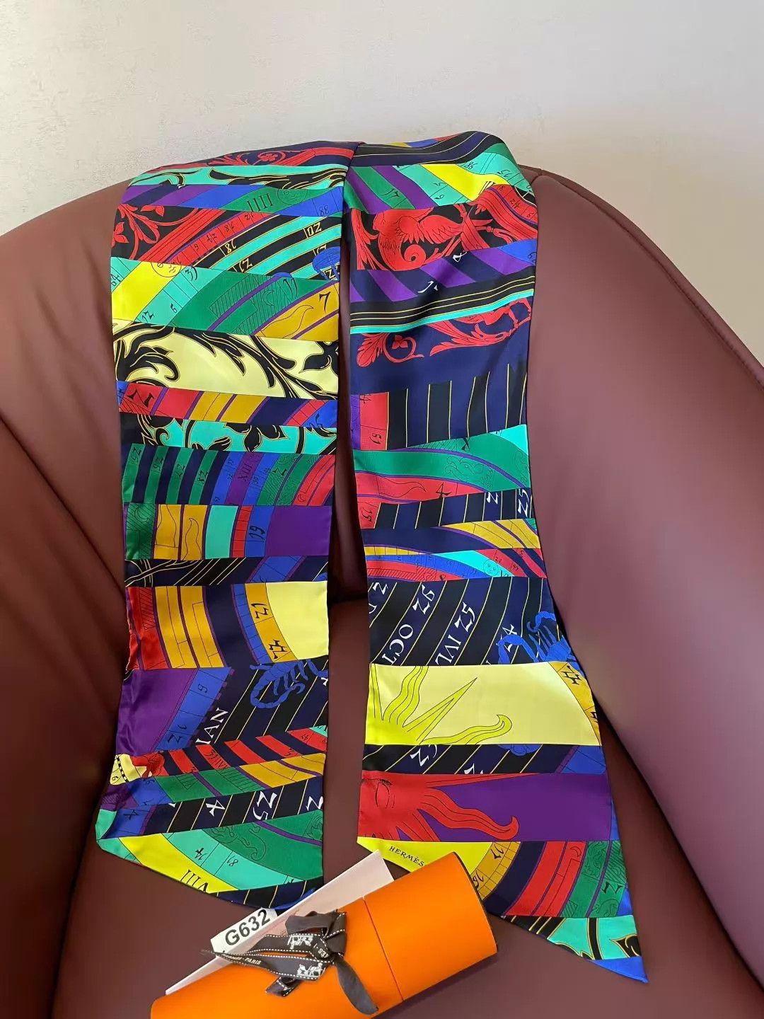 Hermes Hermès Twilly Max Wide Scarf Unworn 208x20 Size ONE SIZE - 4 Thumbnail