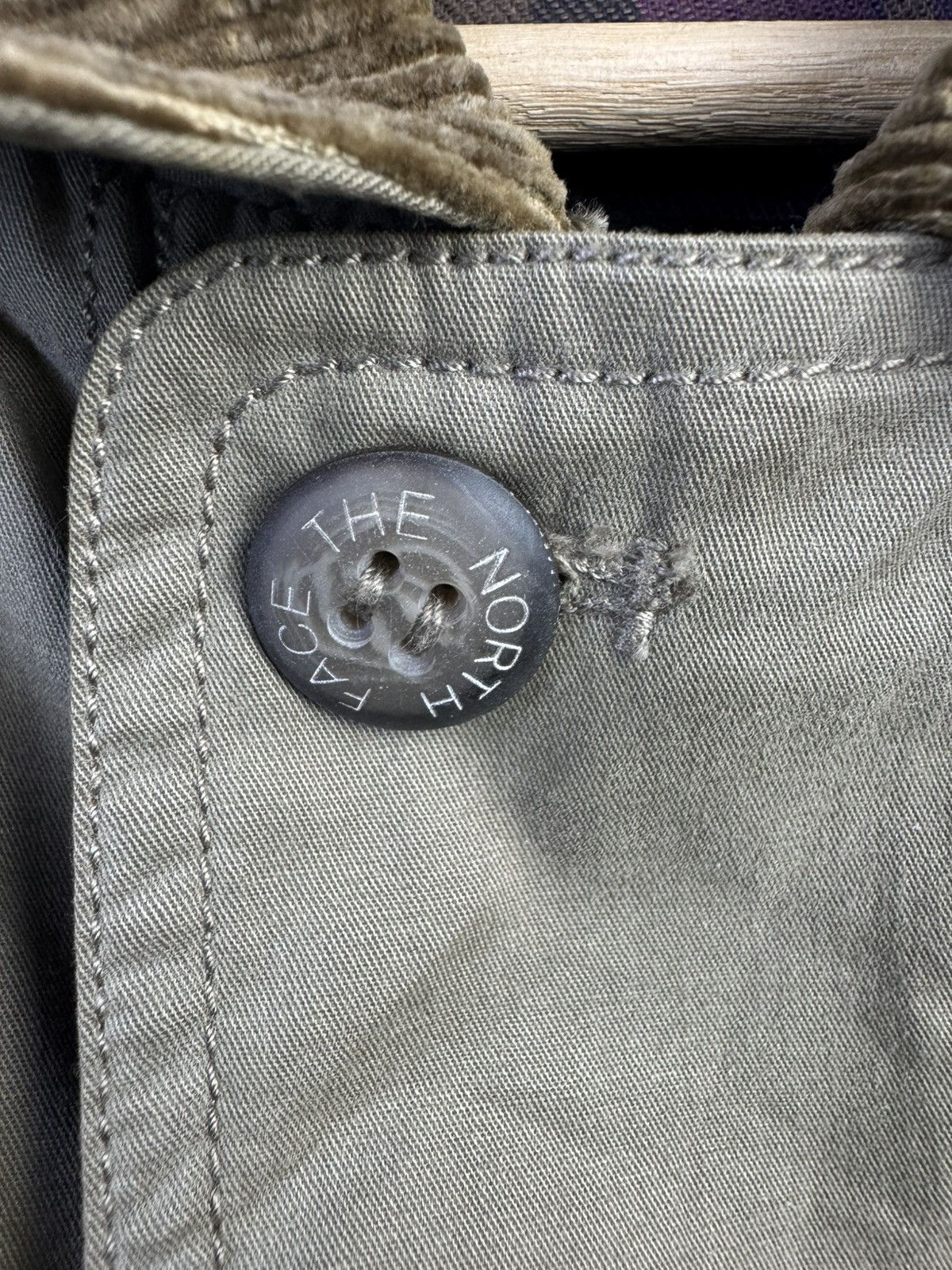 The North Face Vintage The North Face Hunting Jacket Size US L / EU 52-54 / 3 - 5 Thumbnail