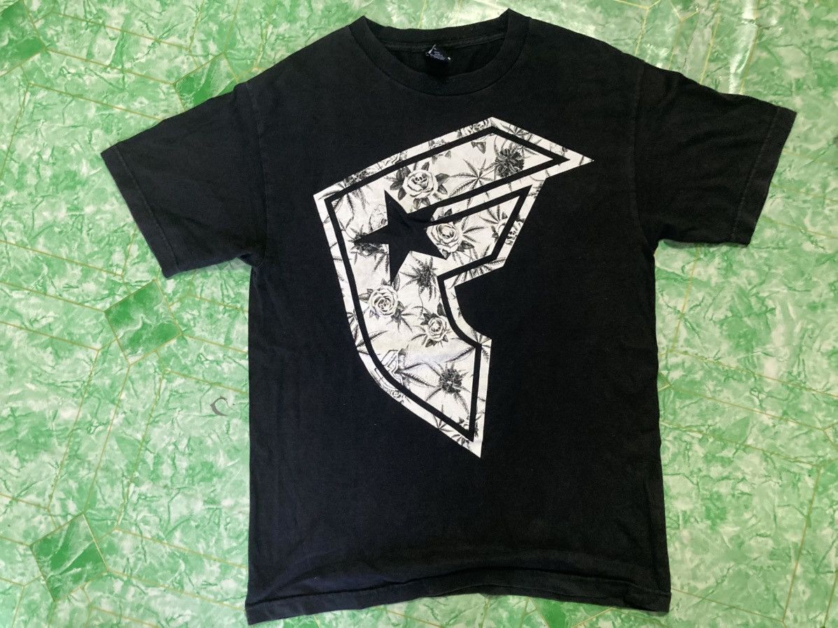 Almost Famous × Famous Stars And Straps × Naked & Famous Vintage T Shirt Famous Big Logo Size US L / EU 52-54 / 3 - 1 Thumbnail