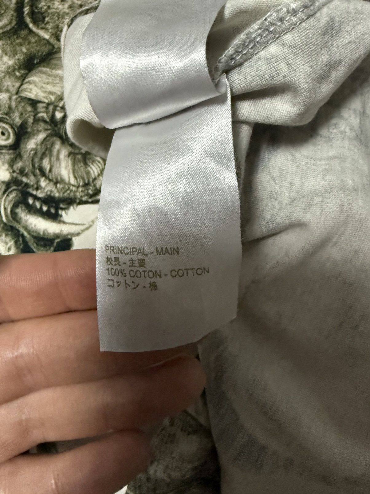 Louis Vuitton Louis Vuitton T Shirt Tee Overprinted Mens M Size Size US M / EU 48-50 / 2 - 17 Thumbnail