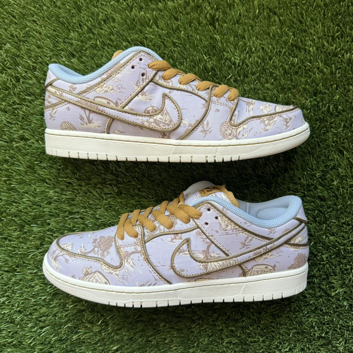 image of Nike Sb Dunk Low Premium City Of Style Size 10.5 Shoes, Men's