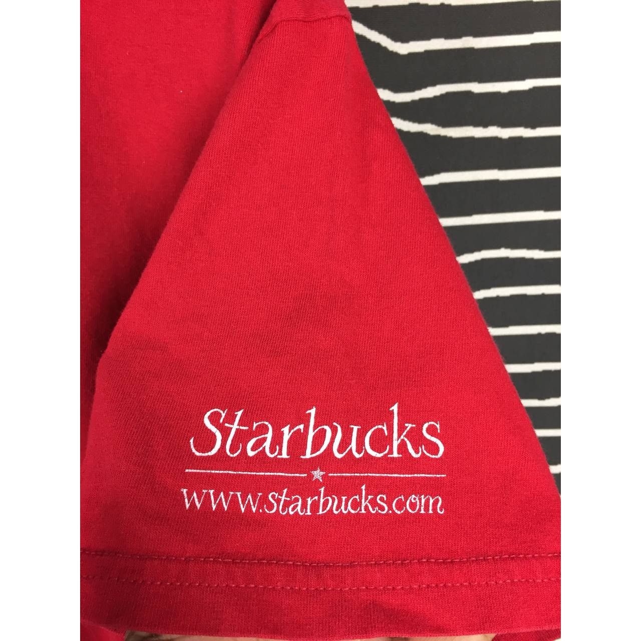 Vintage Vtg 90s Starbucks Christmas Blend Our Gift To You Promo Tee Size US L / EU 52-54 / 3 - 10 Thumbnail
