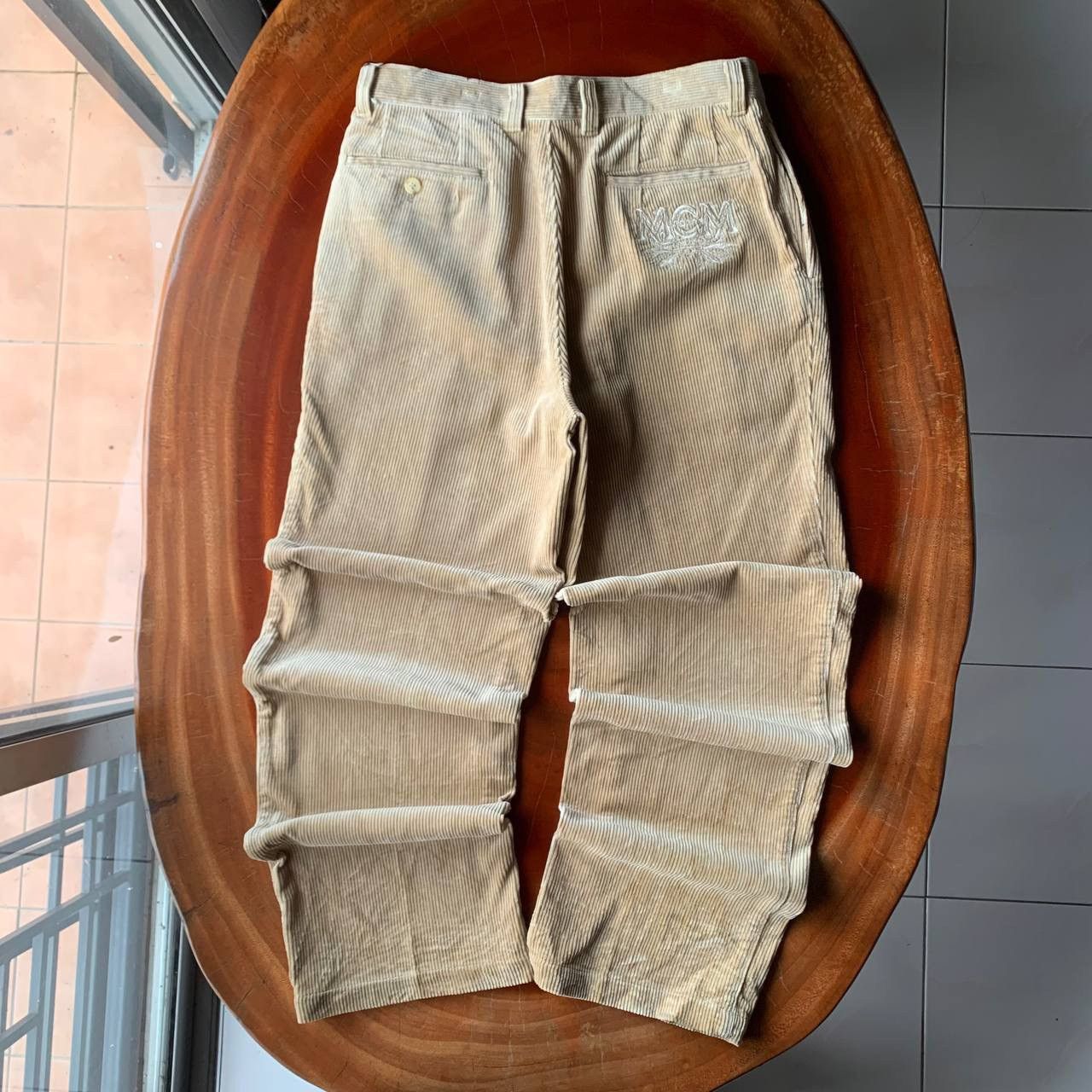MCM 💥BNWT💥 90’s MCM Legere Corduroy Big Logo Baggy Khaki Pants Size US 32 / EU 48 - 1 Thumbnail