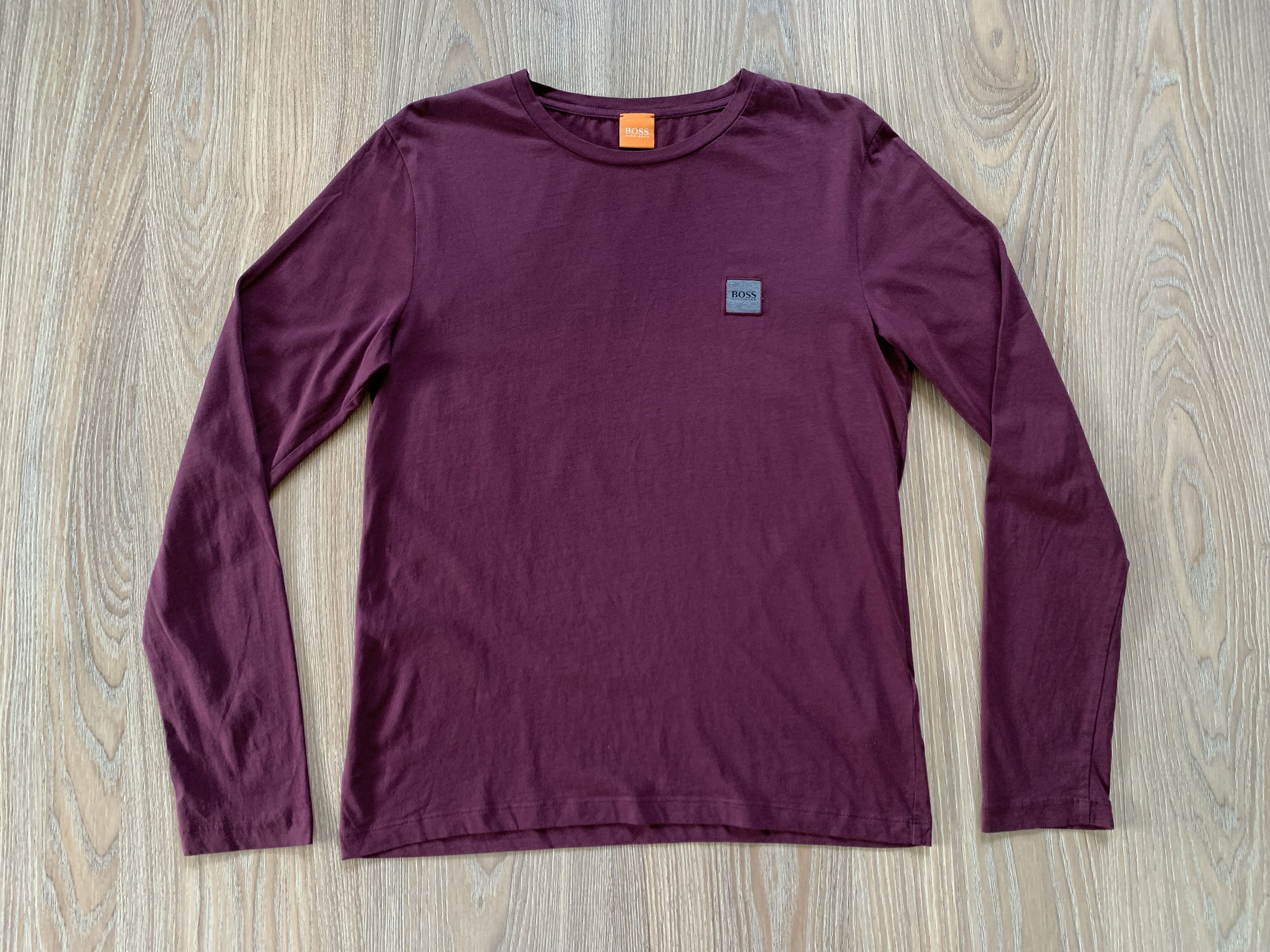 Hugo Boss Hugo Boss Burgundy Long Sleeve Size US S / EU 44-46 / 1 - 2 Thumbnail
