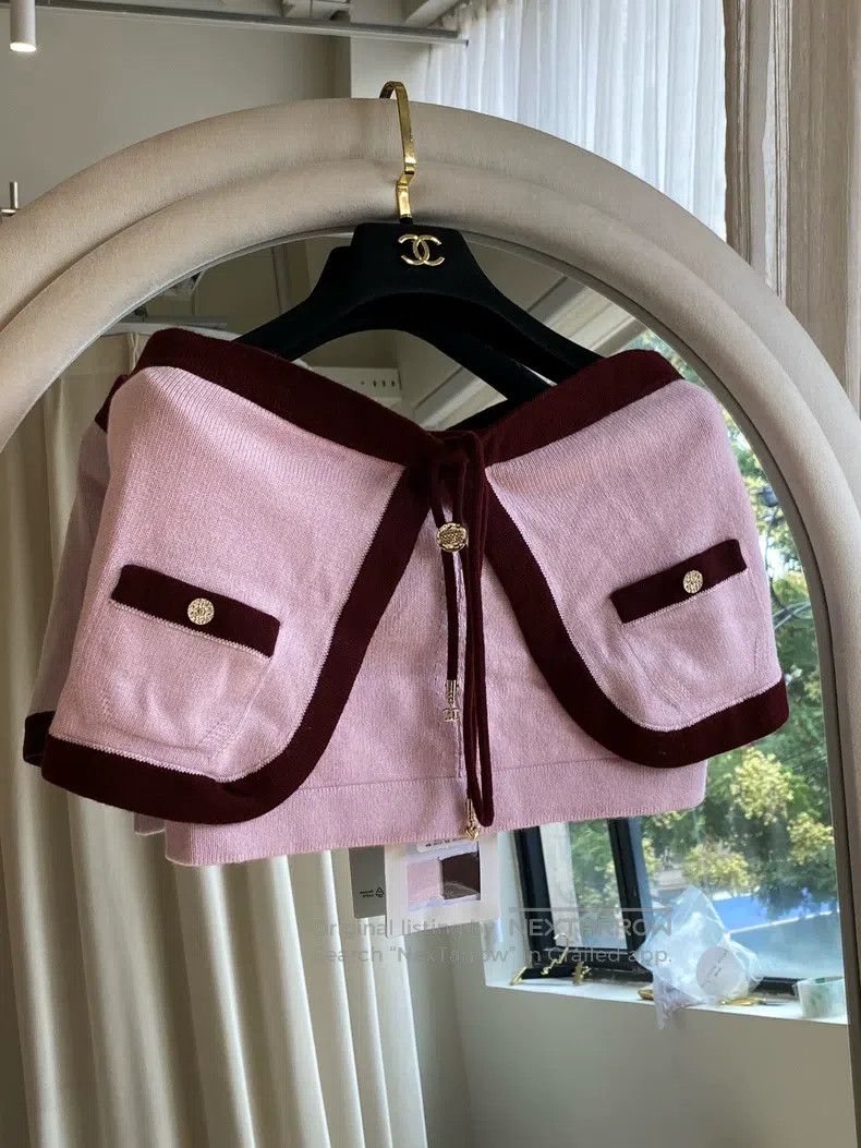 Chanel Chanel 25-year-old pink knitted vest Size XS / US 0-2 / IT 36-38 - 1 Thumbnail