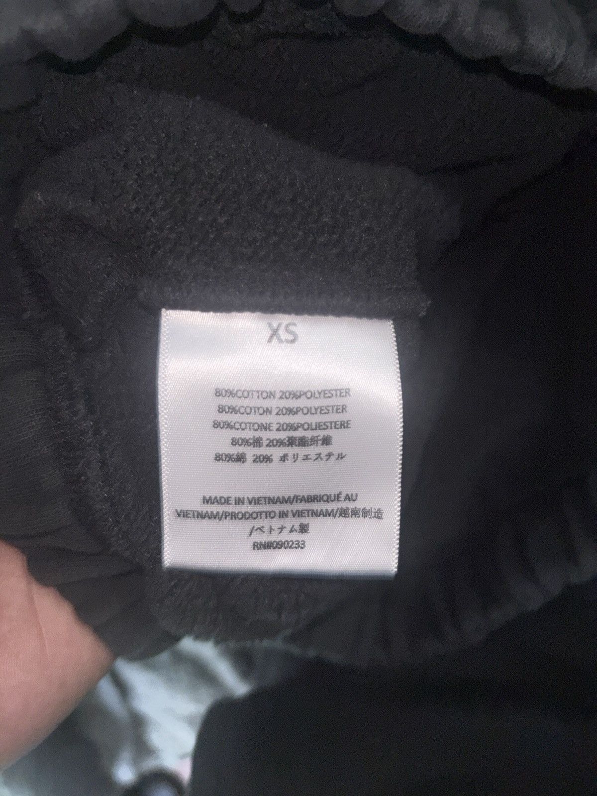 Essentials black essentials brand new Size US 32 / EU 48 - 4 Thumbnail
