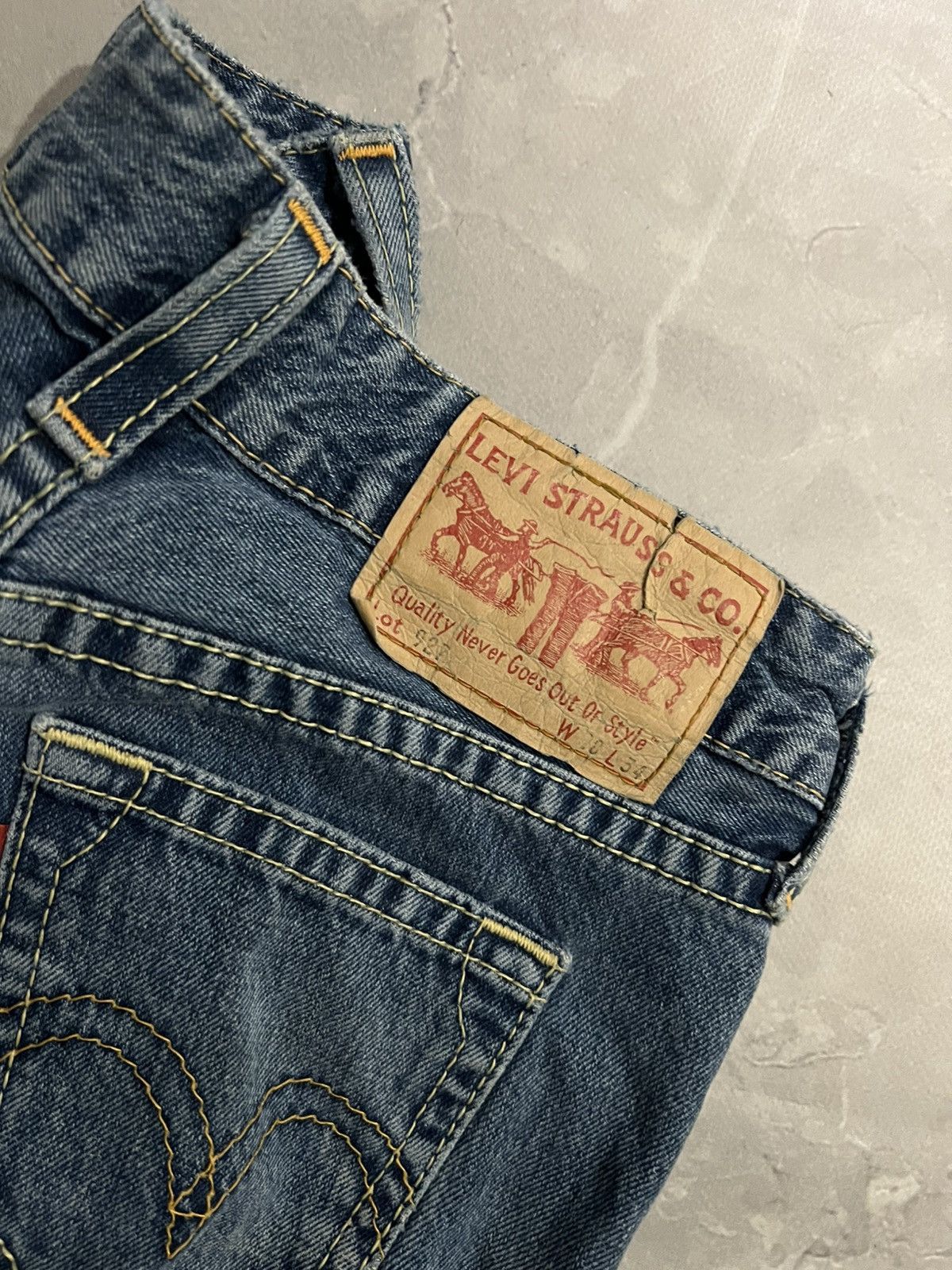 Vintage Flared Retro Levis Faded Jeans / Avan Garde Distressed 90s Size US 28 / EU 44 - 8 Thumbnail