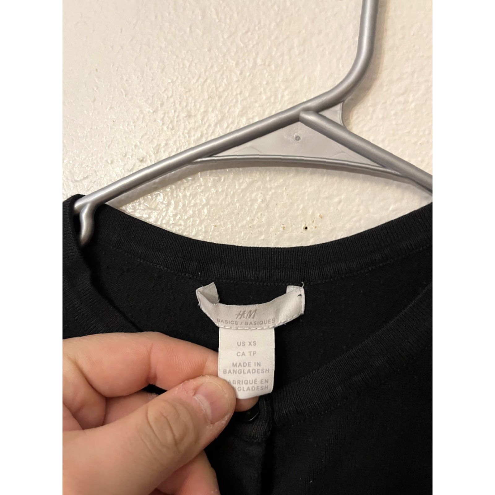 H&M H&M BLACK CARDIGAN Sweater Women's XS Button Cardigan Size XS / US 0-2 / IT 36-38 - 2 Thumbnail