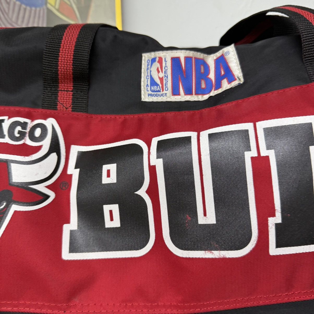 NBA Vintage Chicago Bulls Duffle Bag Size ONE SIZE - 2 Thumbnail