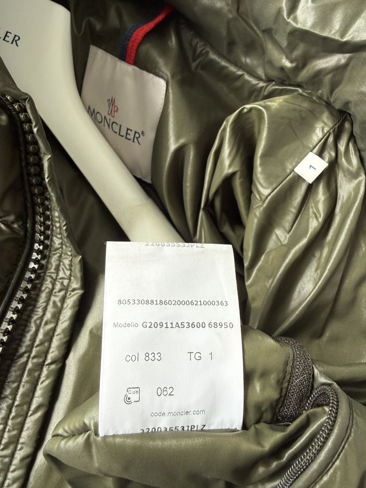 Moncler Moncler Maya Hooded Short Down Jacket Olive Green Size US S / EU 44-46 / 1 - 8 Thumbnail