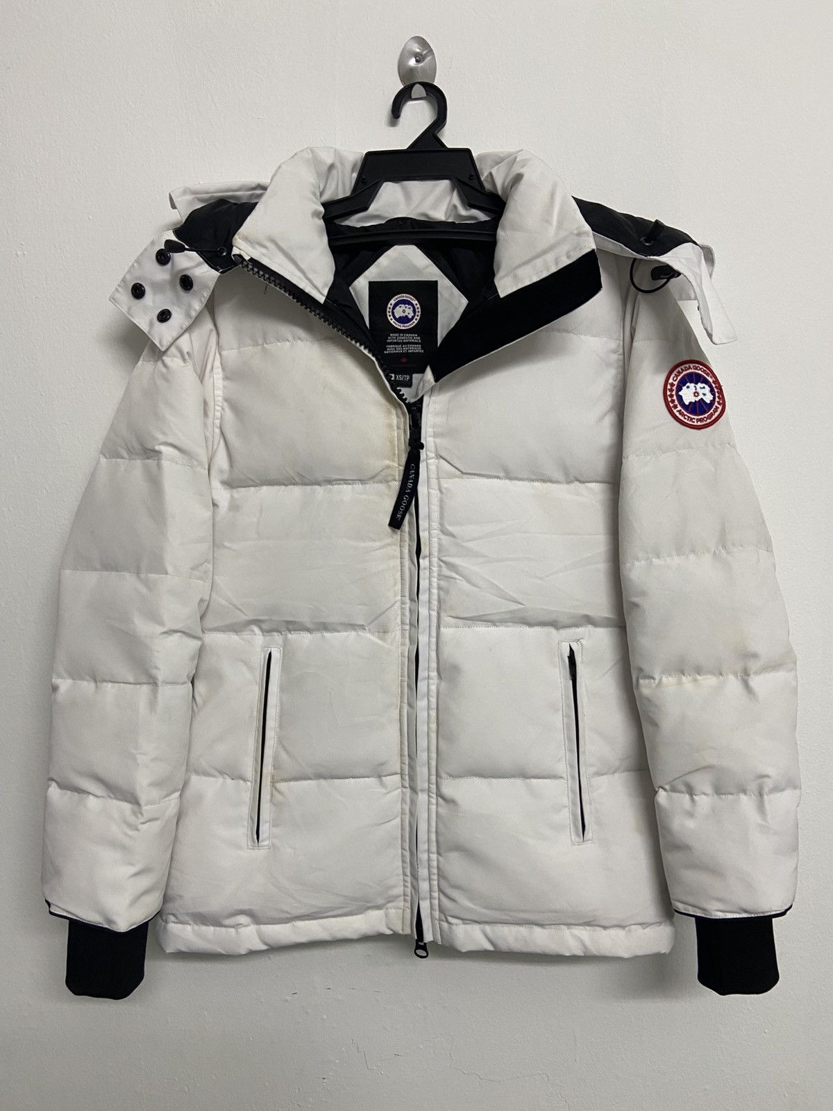 Canada Goose Canada Goose White Macmillan Jacket Size US XS / EU 42 / 0 - 2 Thumbnail