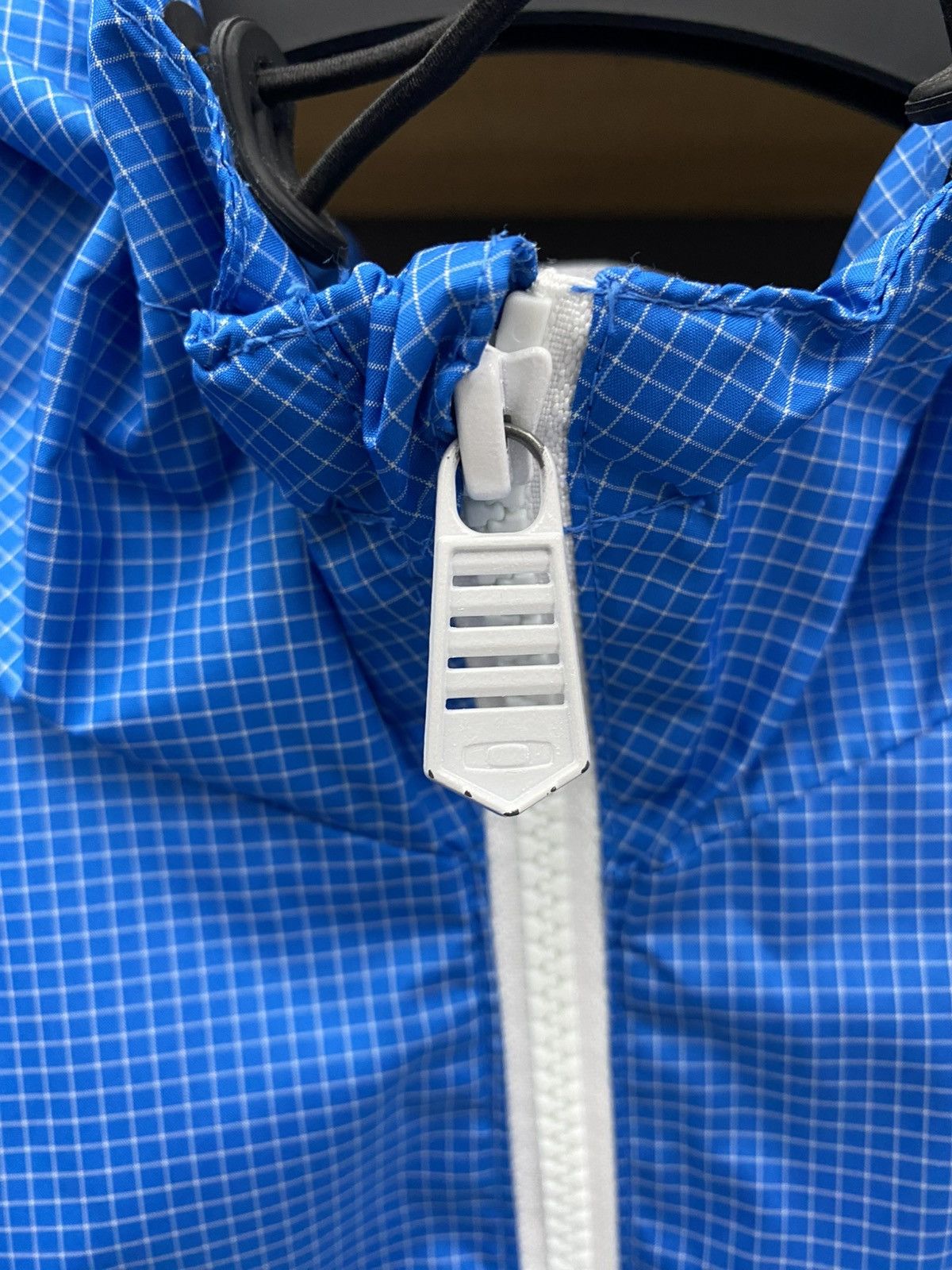 Oakley Vintage Rare Oakley Blue White Light Jacket Gorpcore Style Size US XL / EU 56 / 4 - 18 Thumbnail