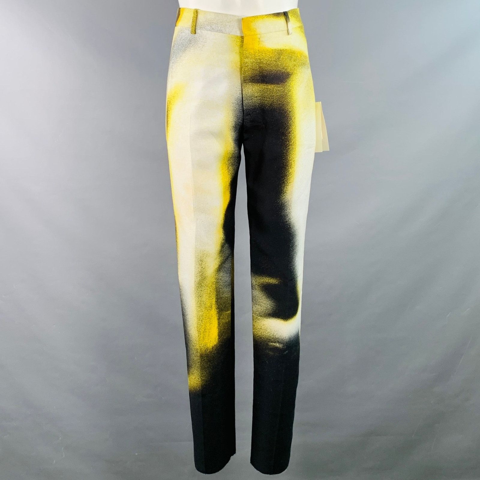 Alexander McQueen FW22 Size 38 Black White Yellow Painted Viscose Suit Size 38R - 5 Thumbnail