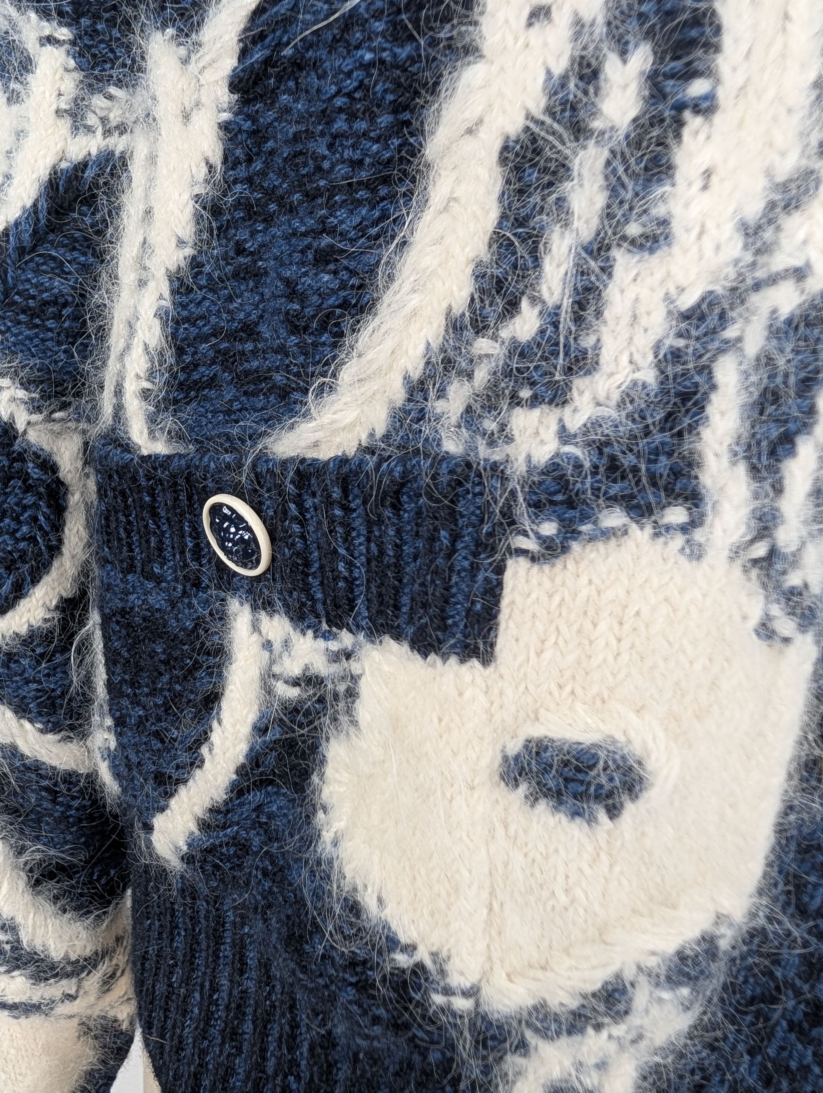 Chanel Chanel Blue And White Knitwear Cardigan Size S / US 4 / IT 40 - 4 Thumbnail