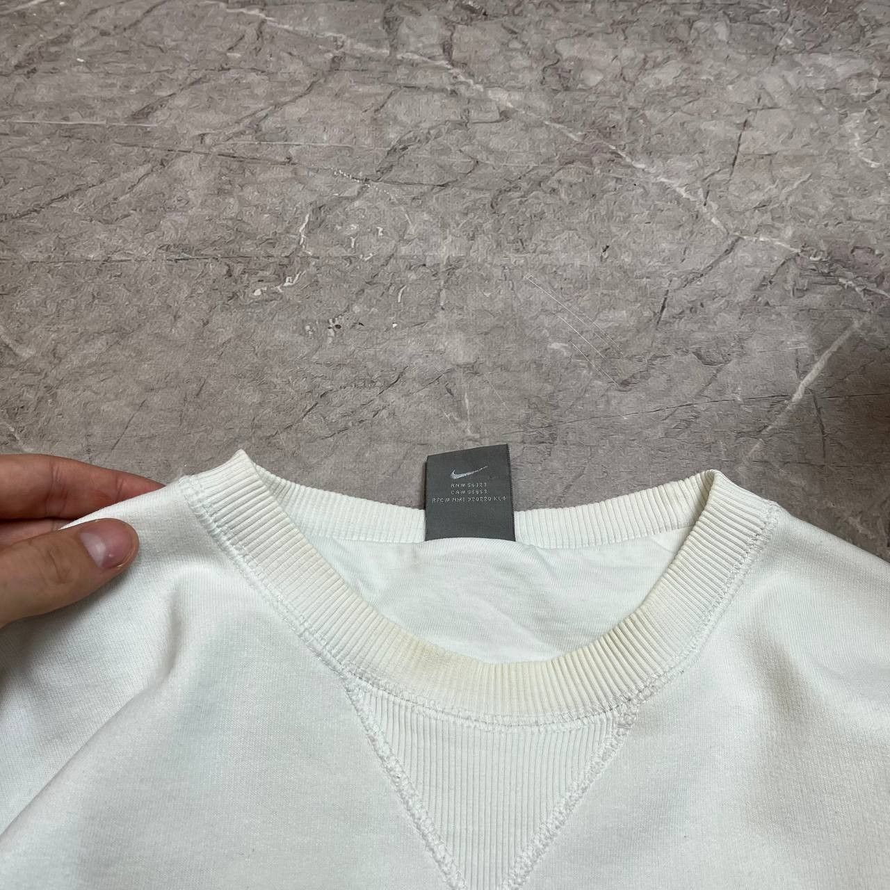 Nike Vintage White Nike 90s Sweatshirt Mens Size M Size US M / EU 48-50 / 2 - 14 Thumbnail