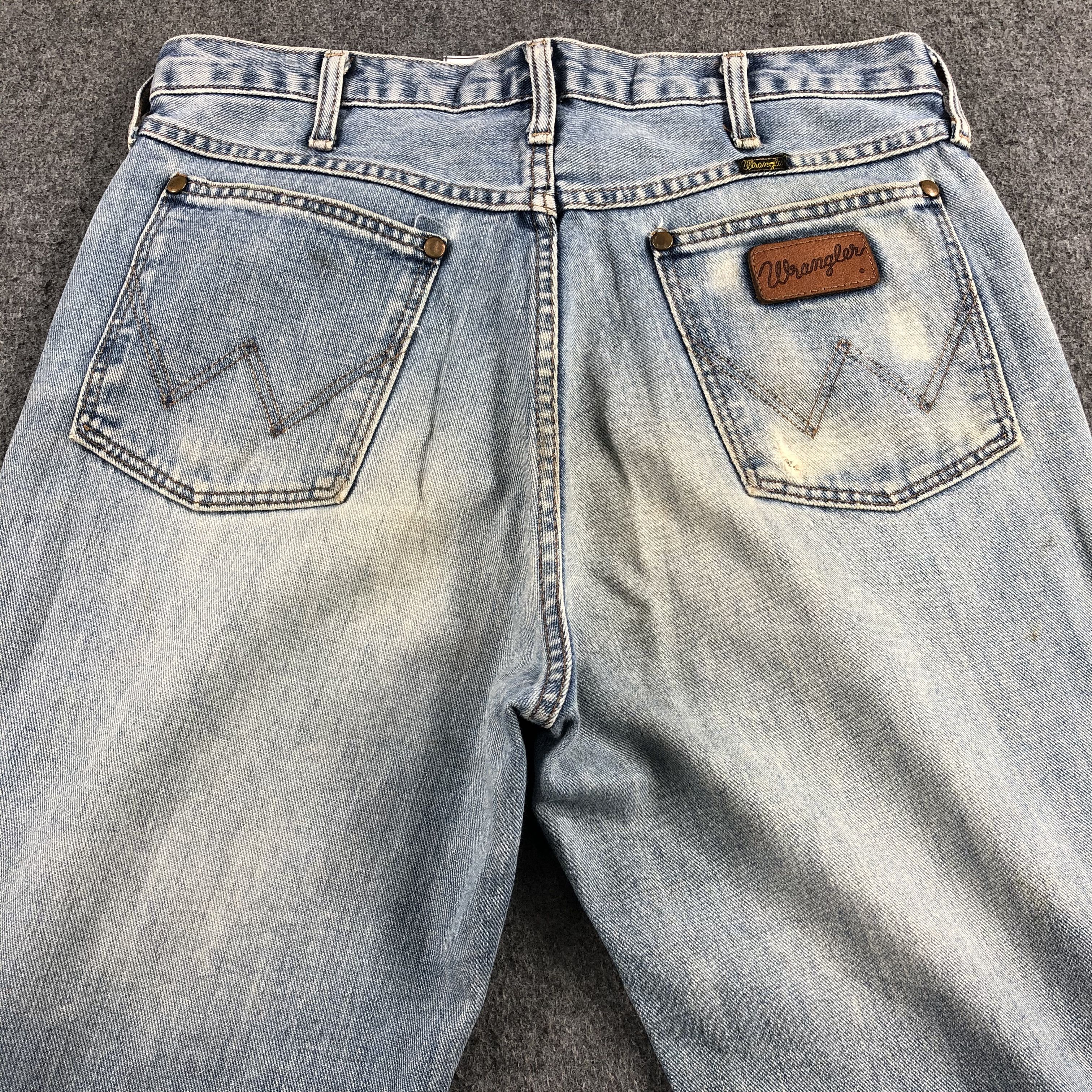 Vintage Vintage Light Wash Wrangler Jeans-J1726 Size US 31 - 4 Thumbnail